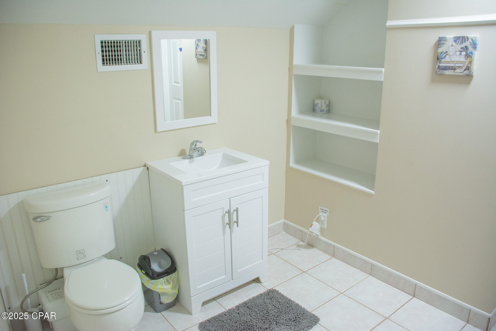 Caroline Add Unit 2 - Residential