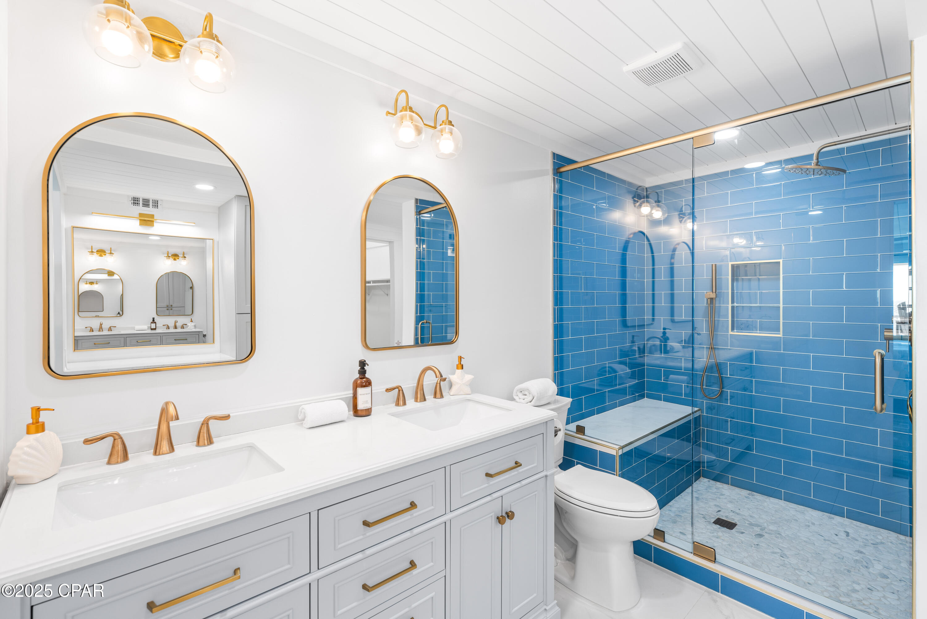 Shores Townhouses - Residential