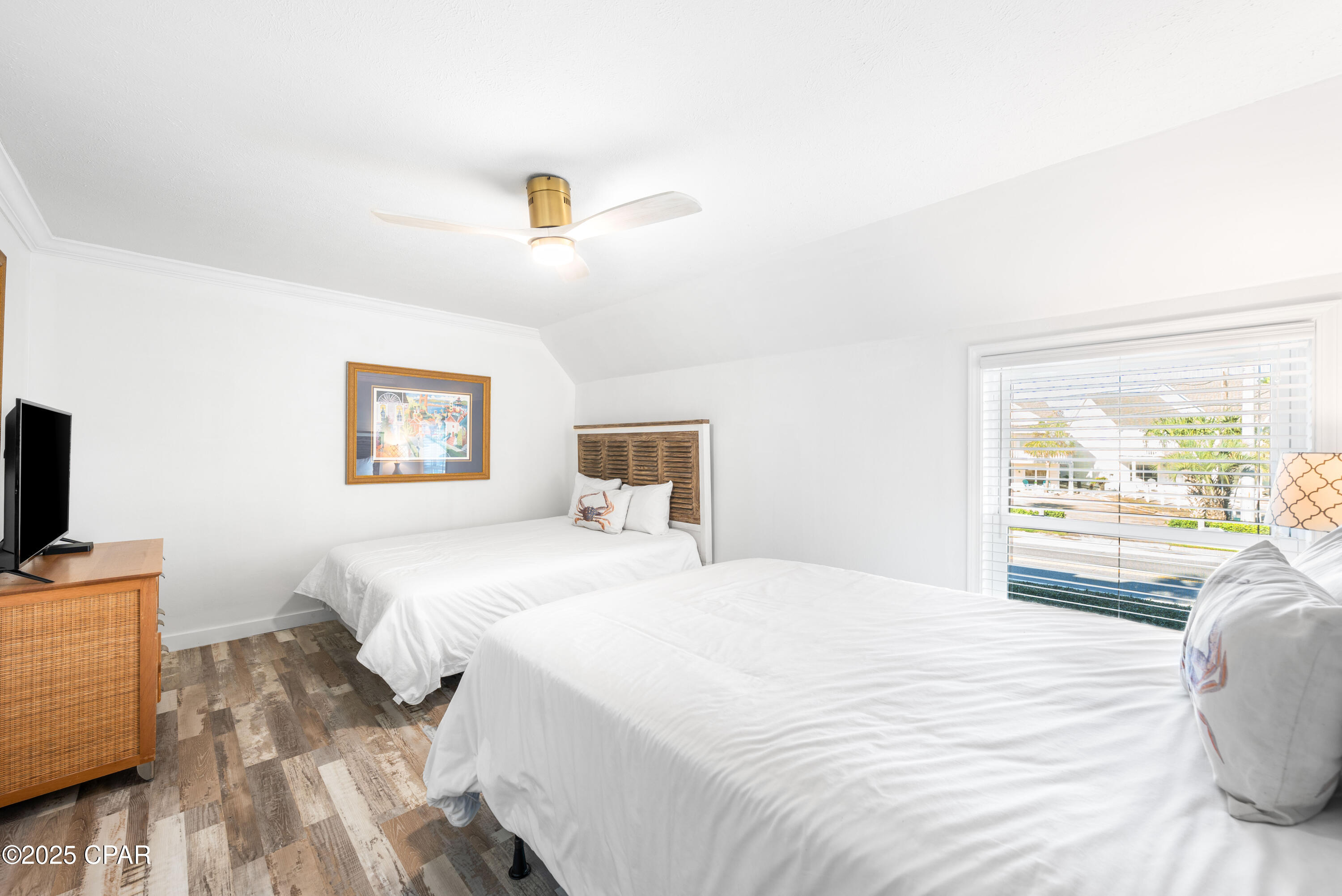 Shores Townhouses - Residential