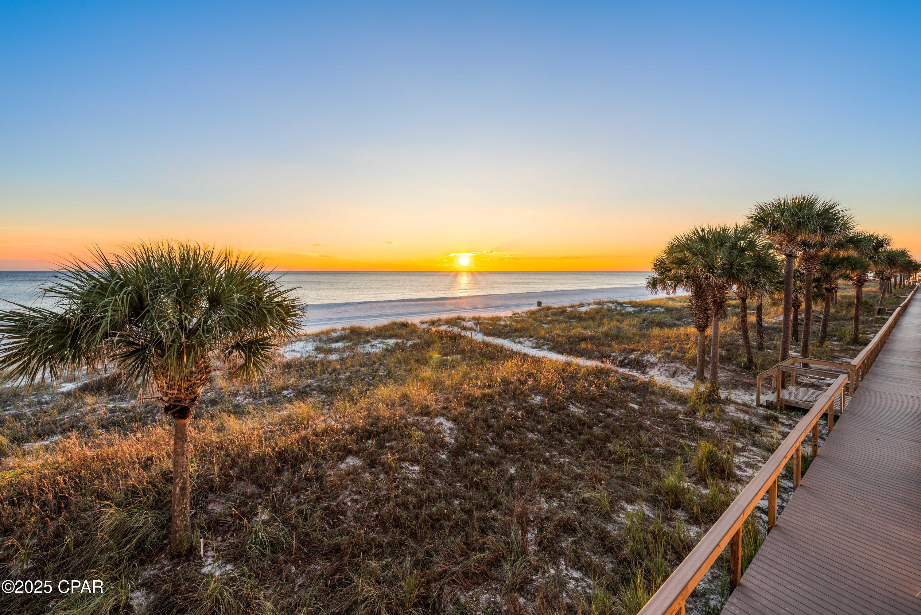 Shores Townhouses - Residential