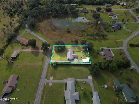 A home in Blountstown