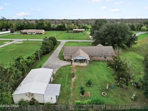 A home in Blountstown