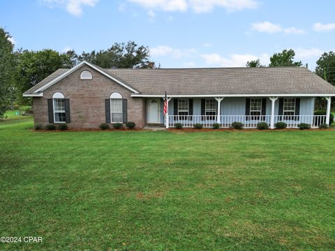 A home in Blountstown