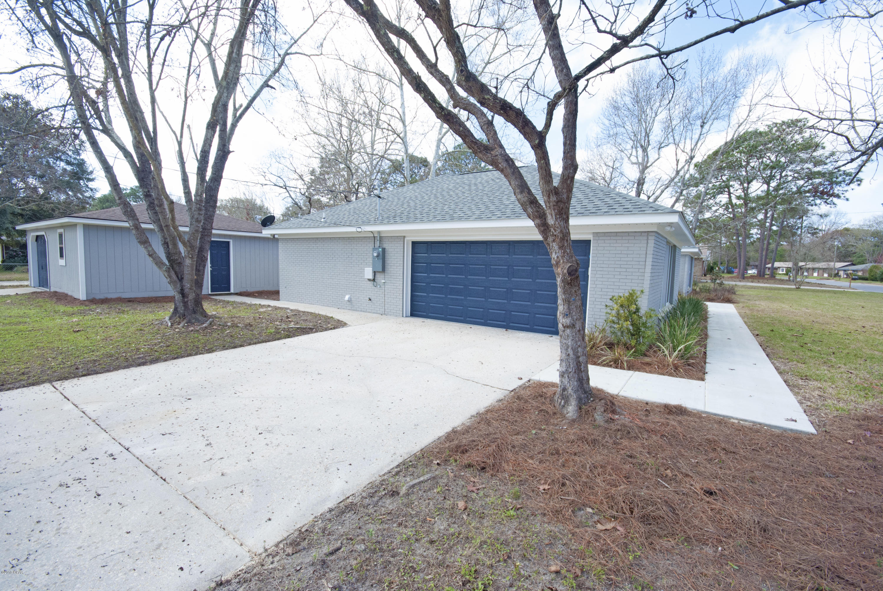 Forest Hills Unit 1 - Residential