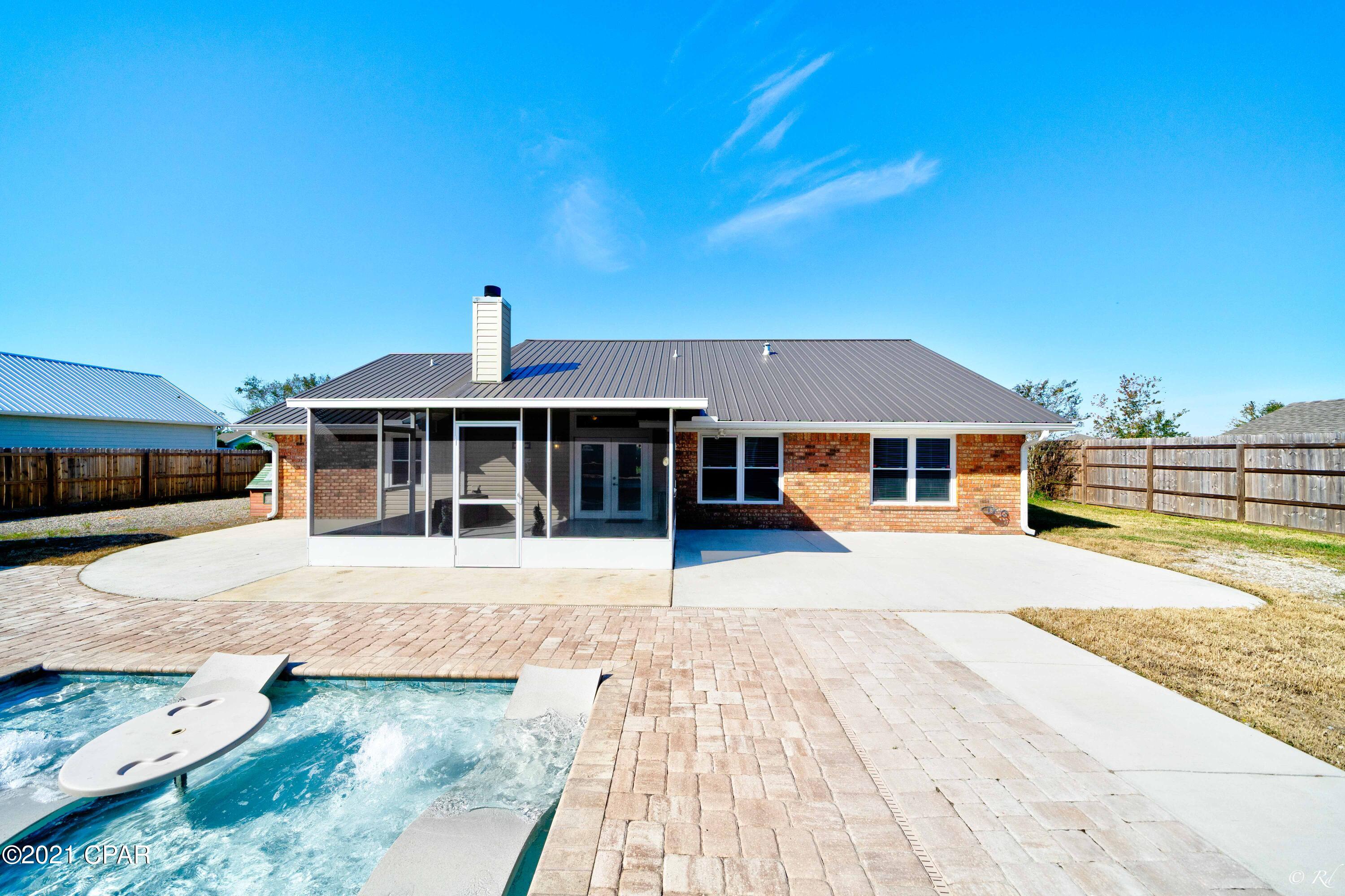 Mowat Highlands Ph 1 - Residential