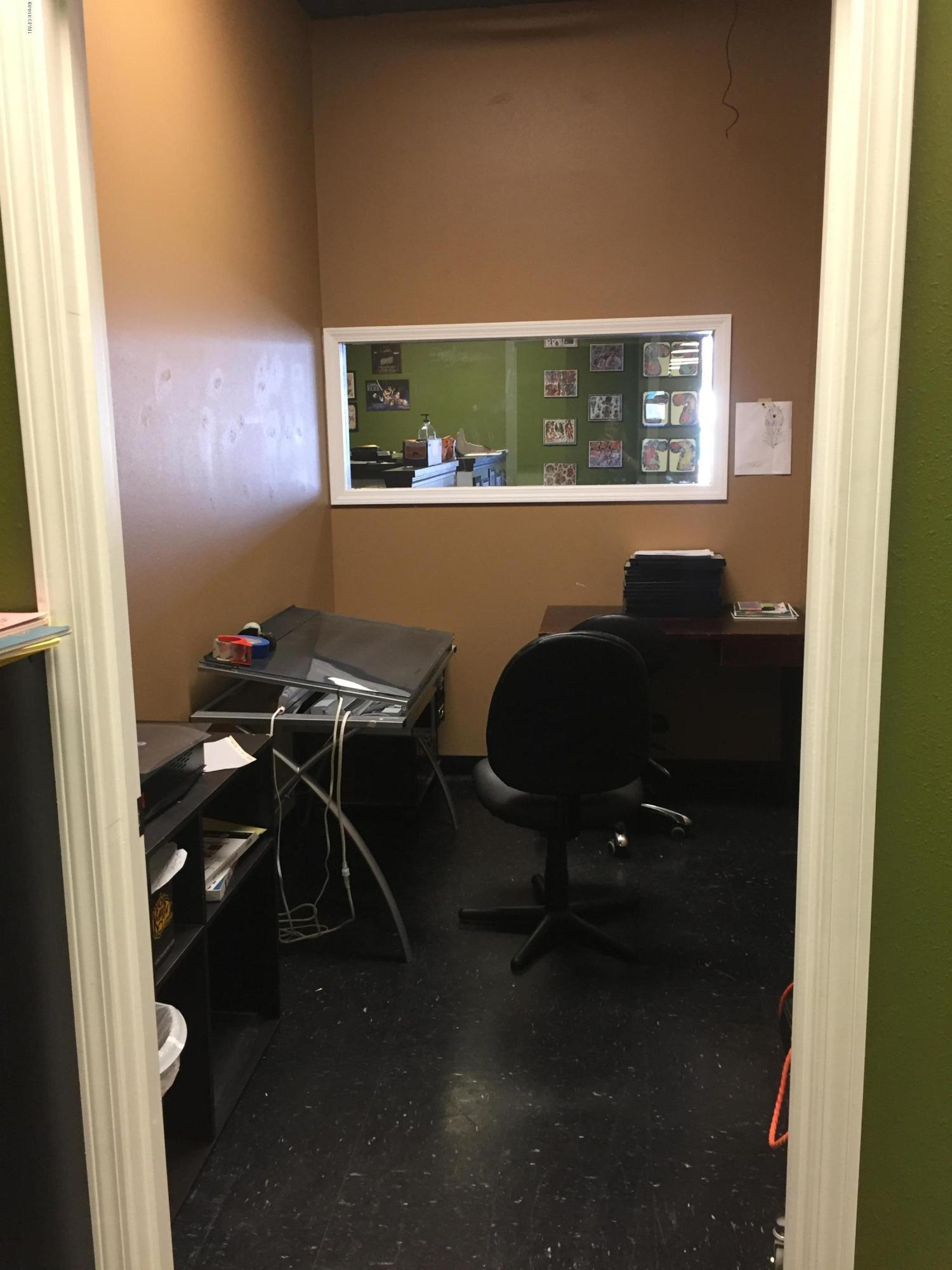 [No Recorded Subdiv] - Commercial Sale