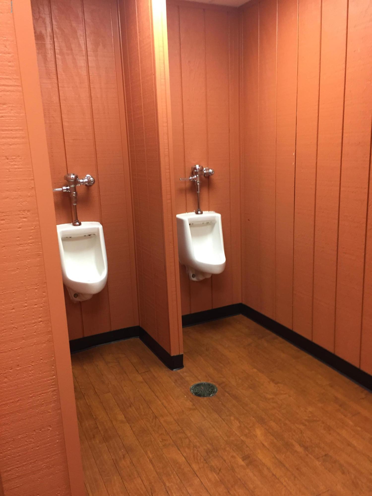 [No Recorded Subdiv] - Commercial Sale