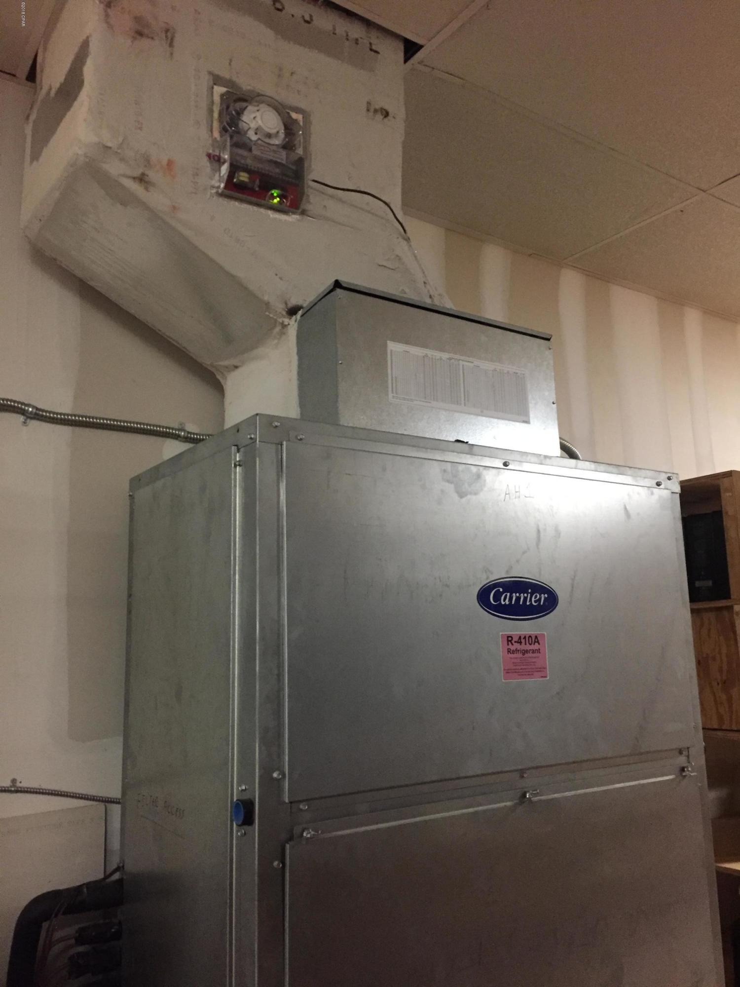 [No Recorded Subdiv] - Commercial Sale