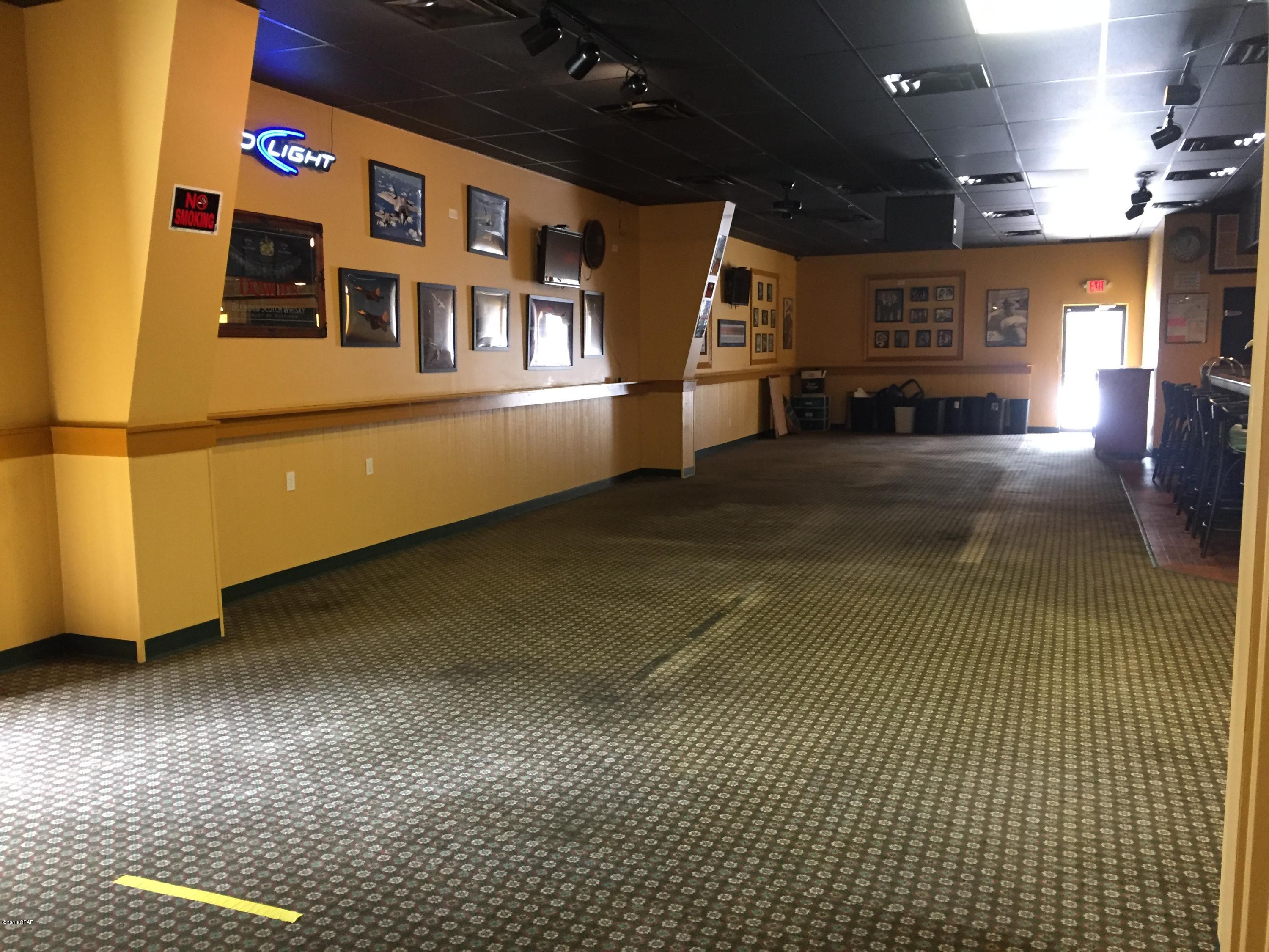 [No Recorded Subdiv] - Commercial Sale