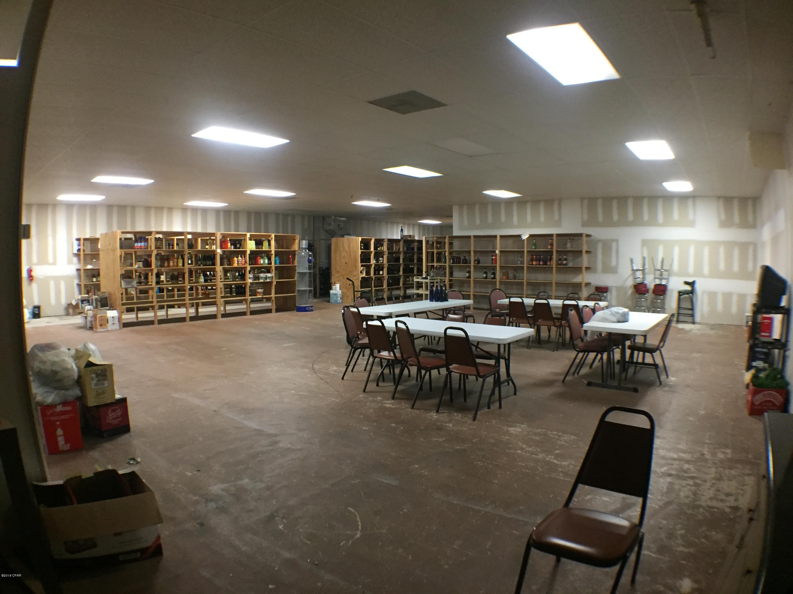 [No Recorded Subdiv] - Commercial Sale