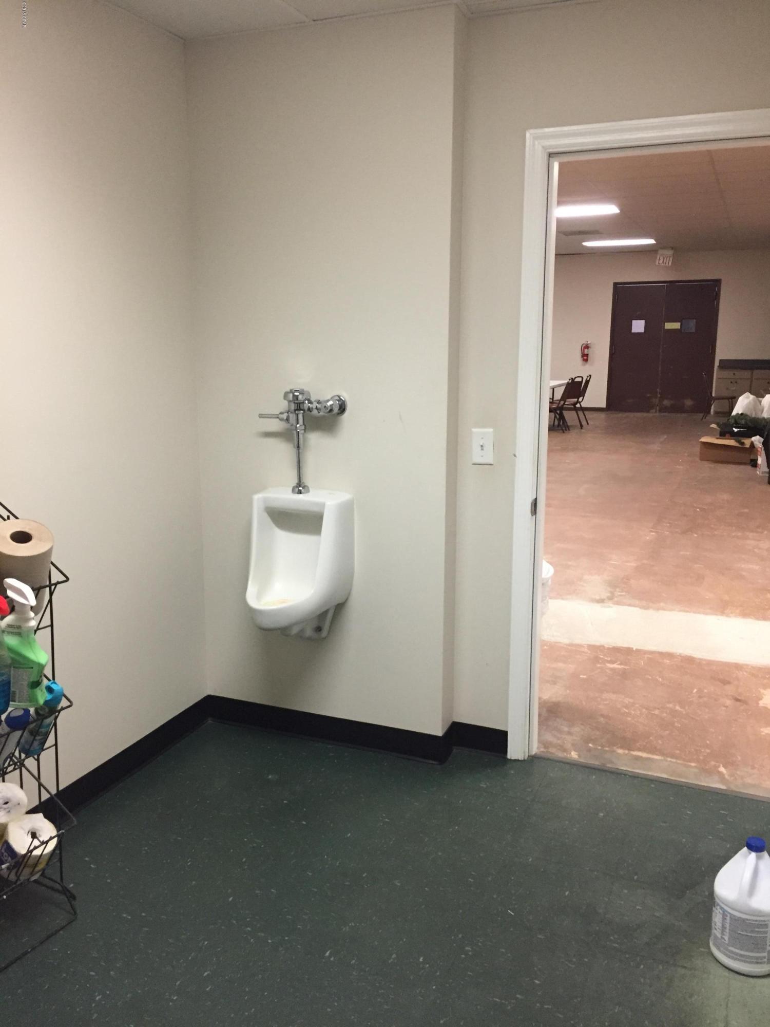 [No Recorded Subdiv] - Commercial Sale