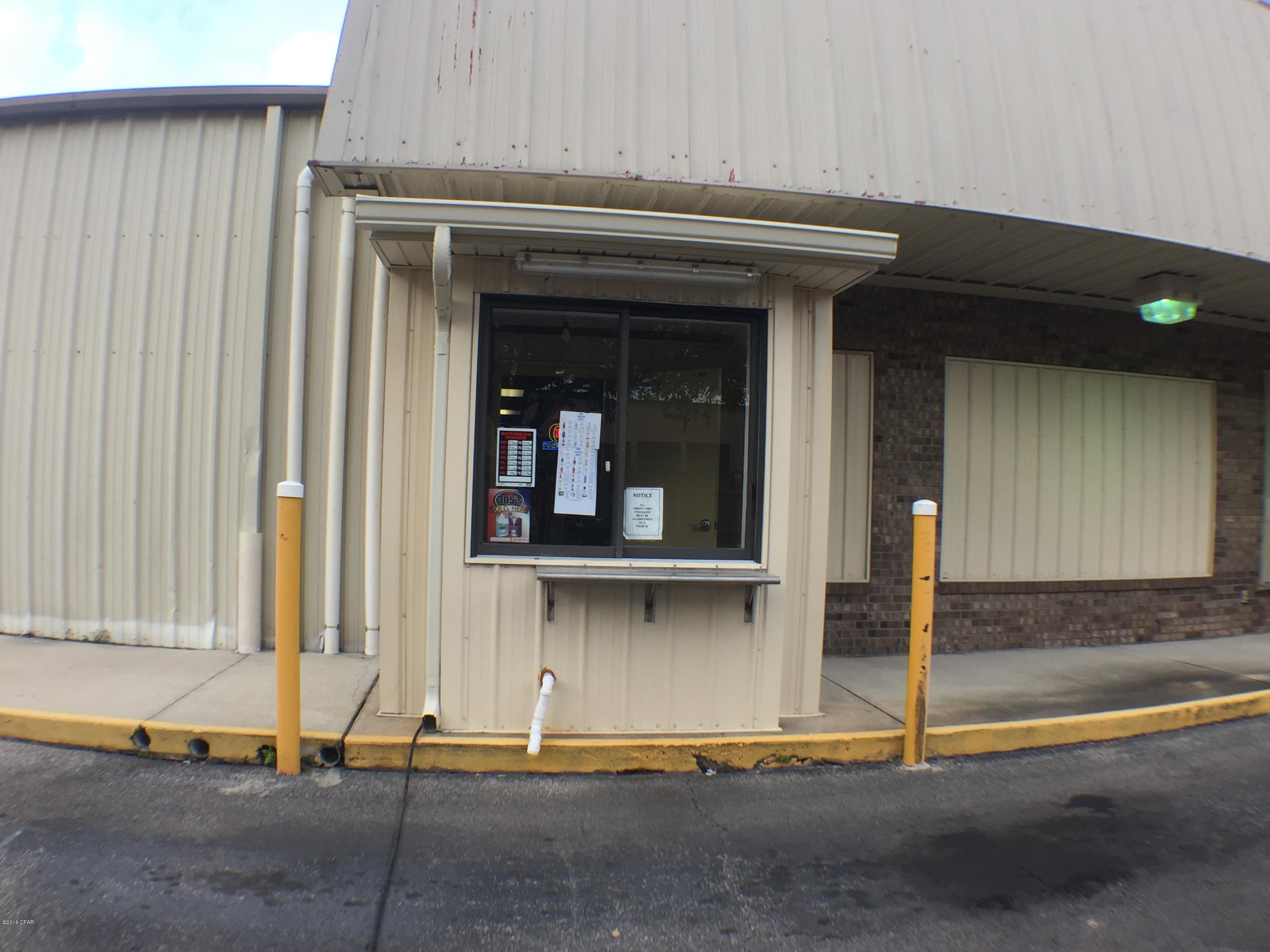 [No Recorded Subdiv] - Commercial Sale