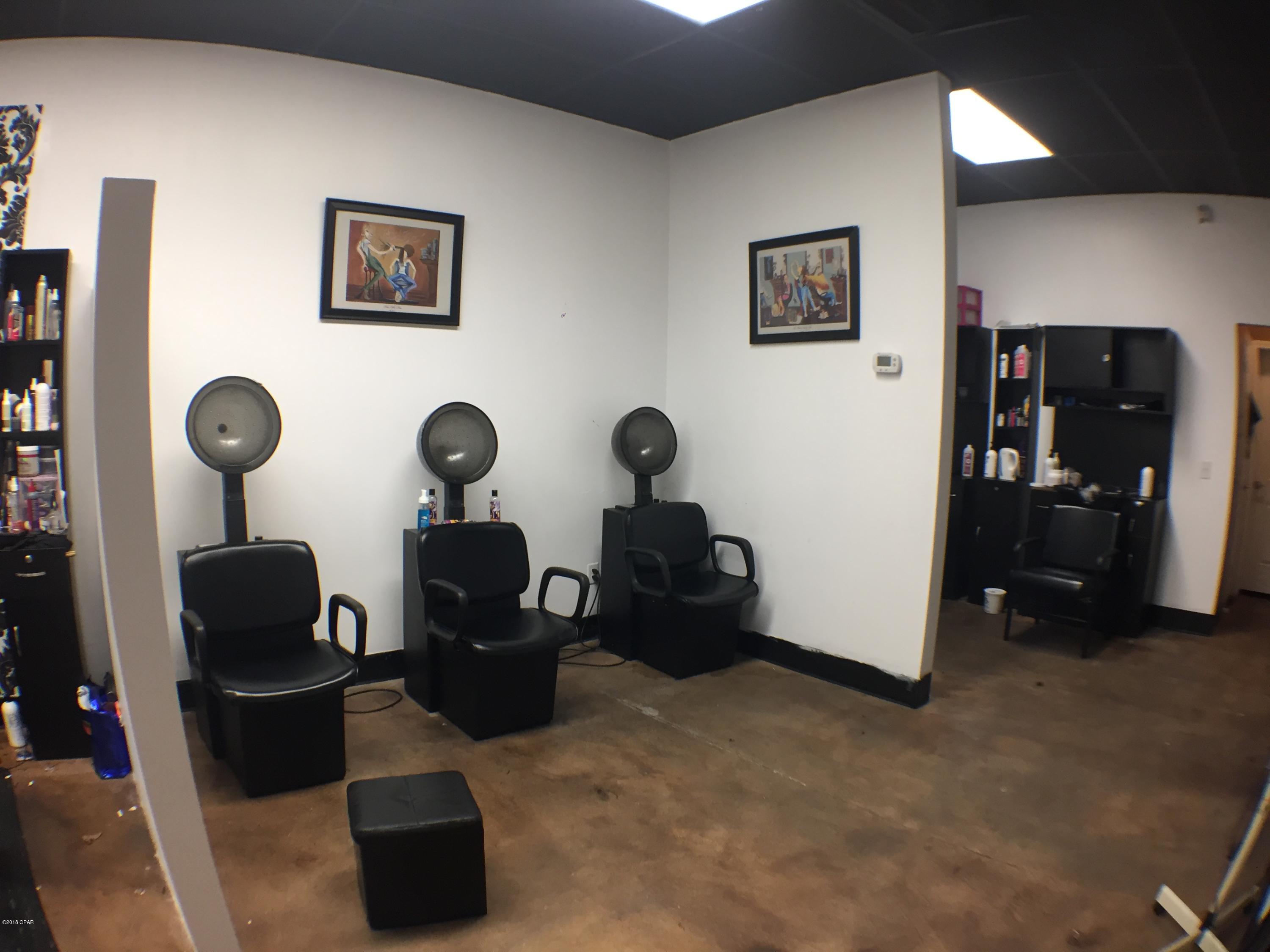 [No Recorded Subdiv] - Commercial Sale