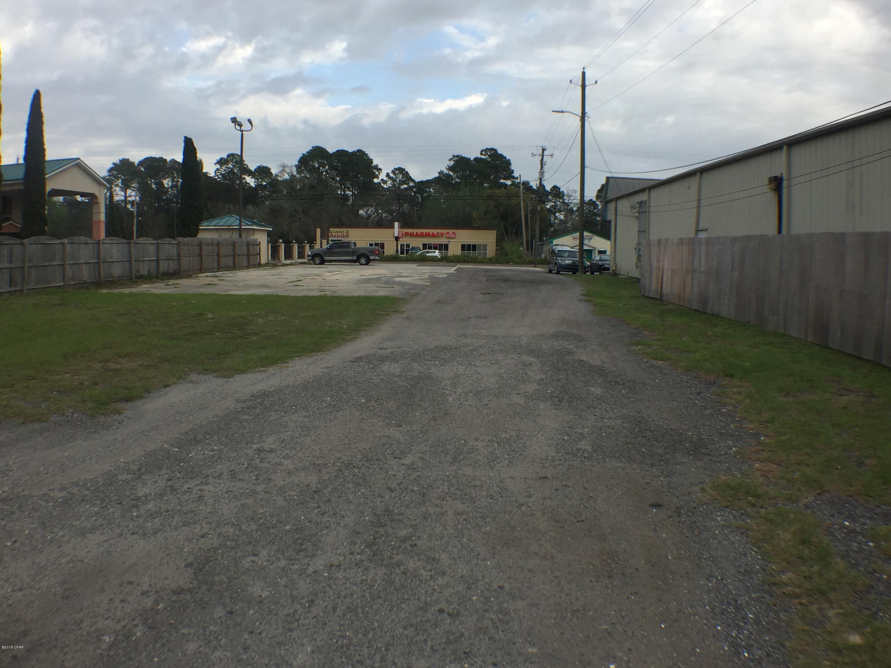 [No Recorded Subdiv] - Commercial Sale