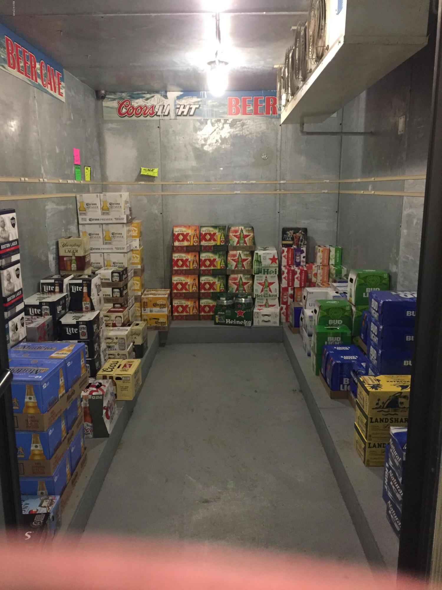 [No Recorded Subdiv] - Commercial Sale