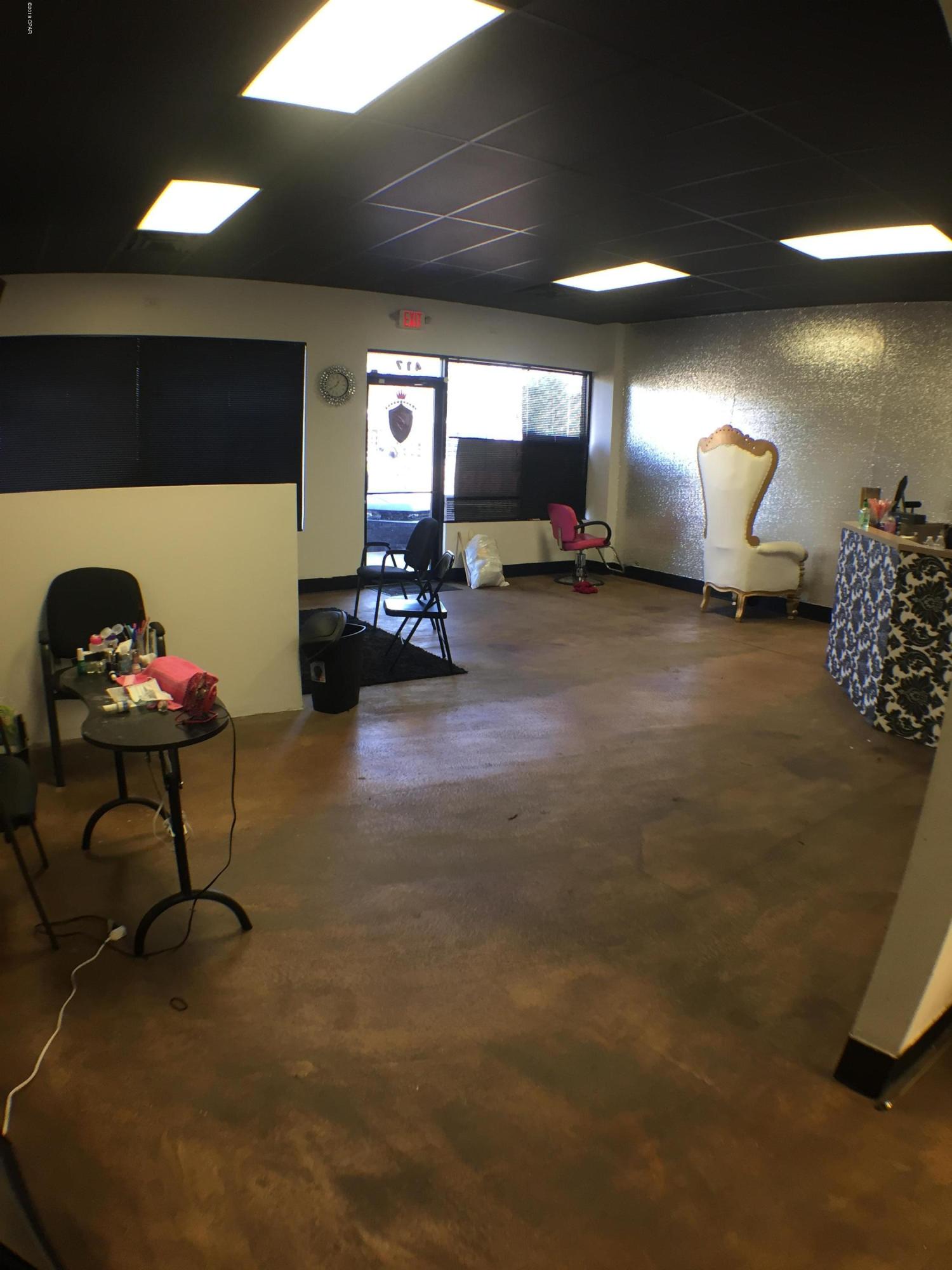 [No Recorded Subdiv] - Commercial Sale