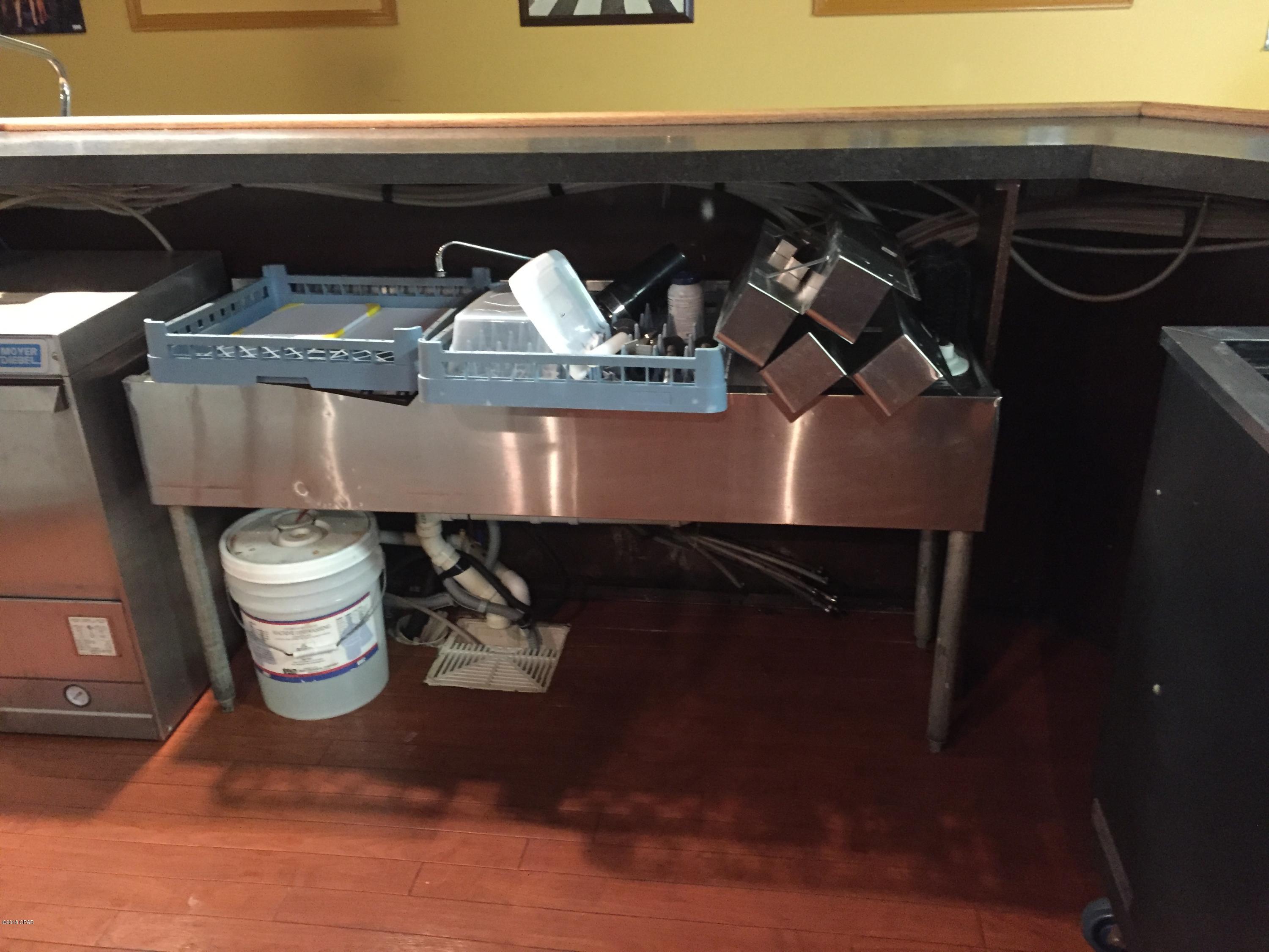 [No Recorded Subdiv] - Commercial Sale