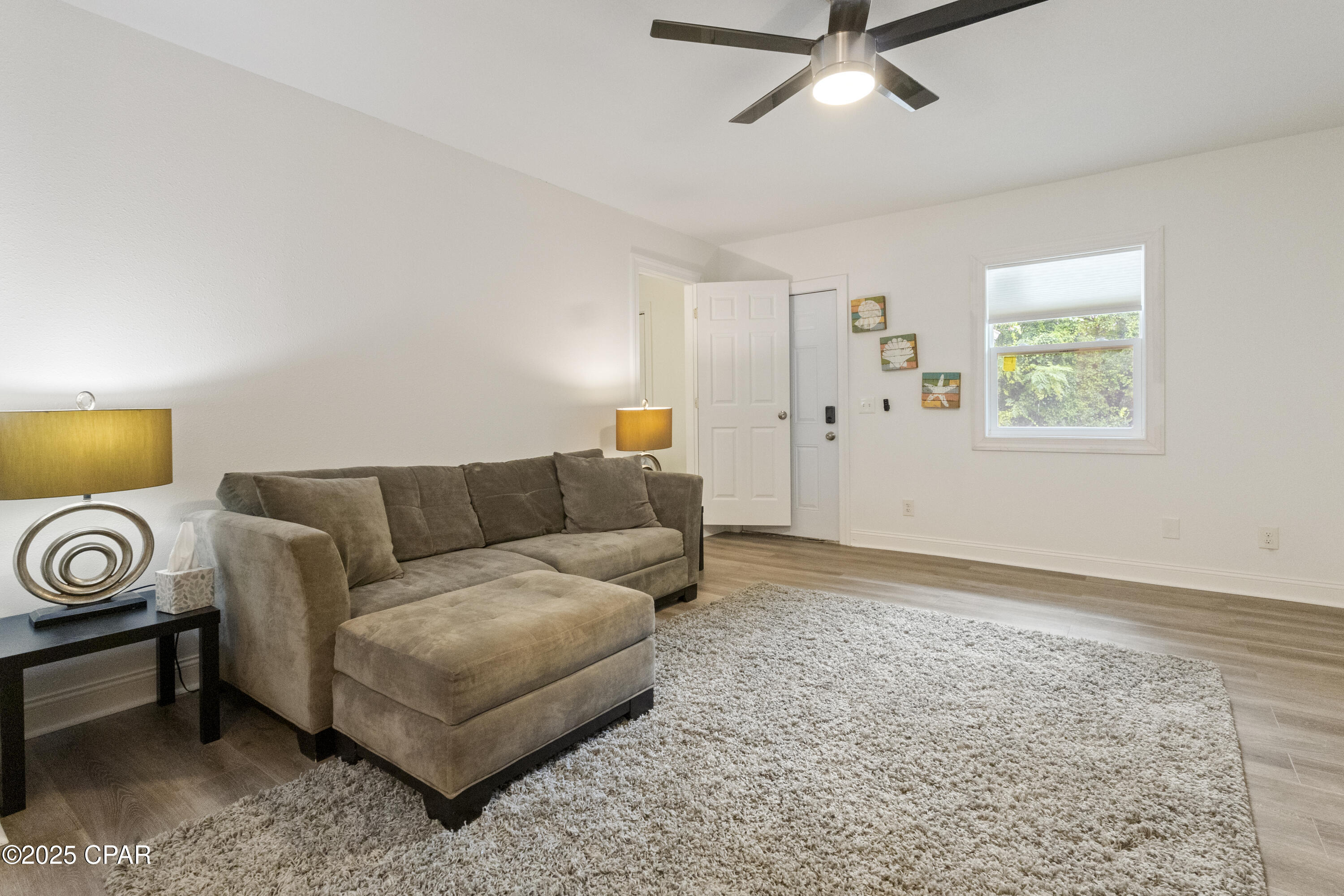 Laguna Beach Estates 8th Add - Residential