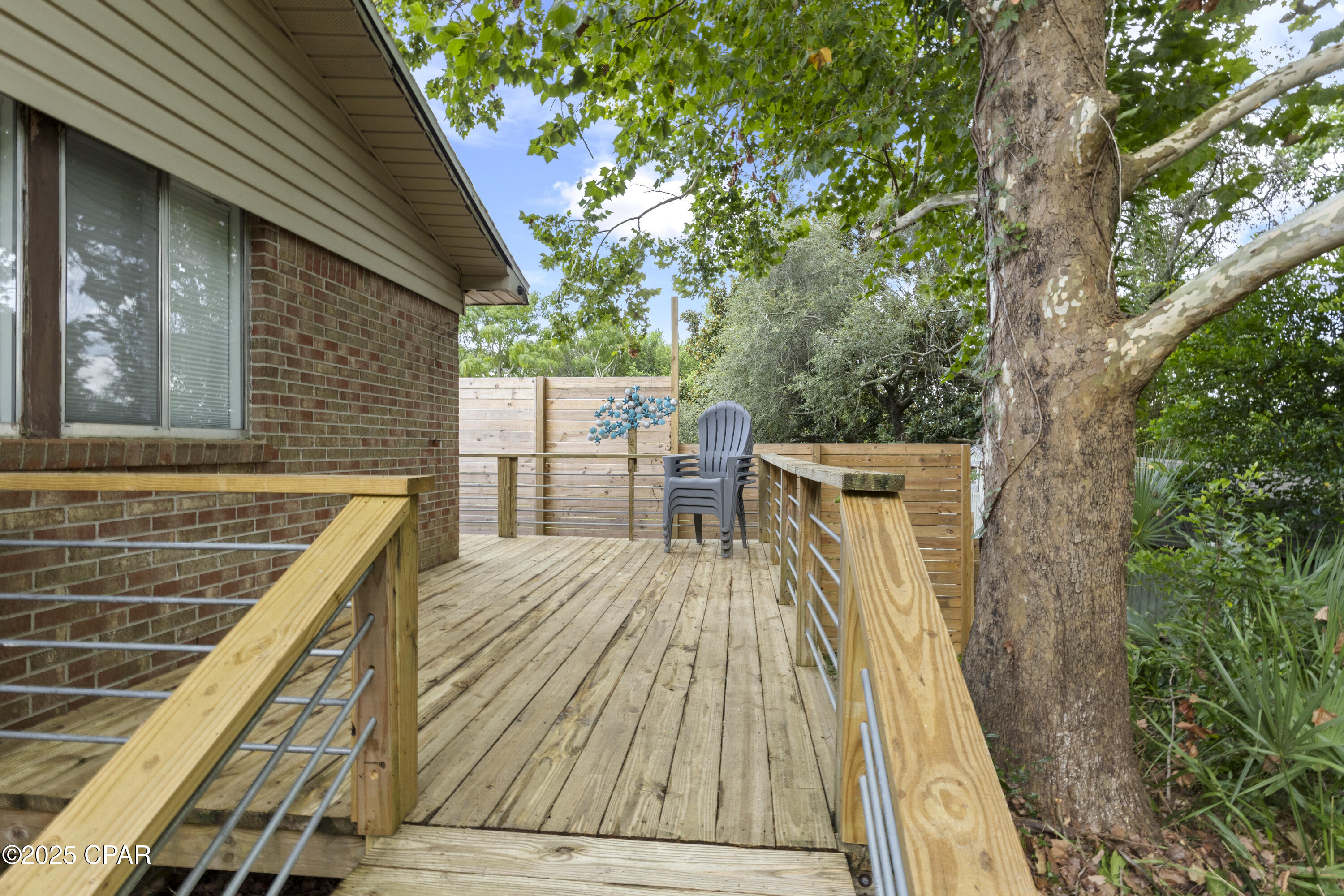 Laguna Beach Estates 8th Add - Residential