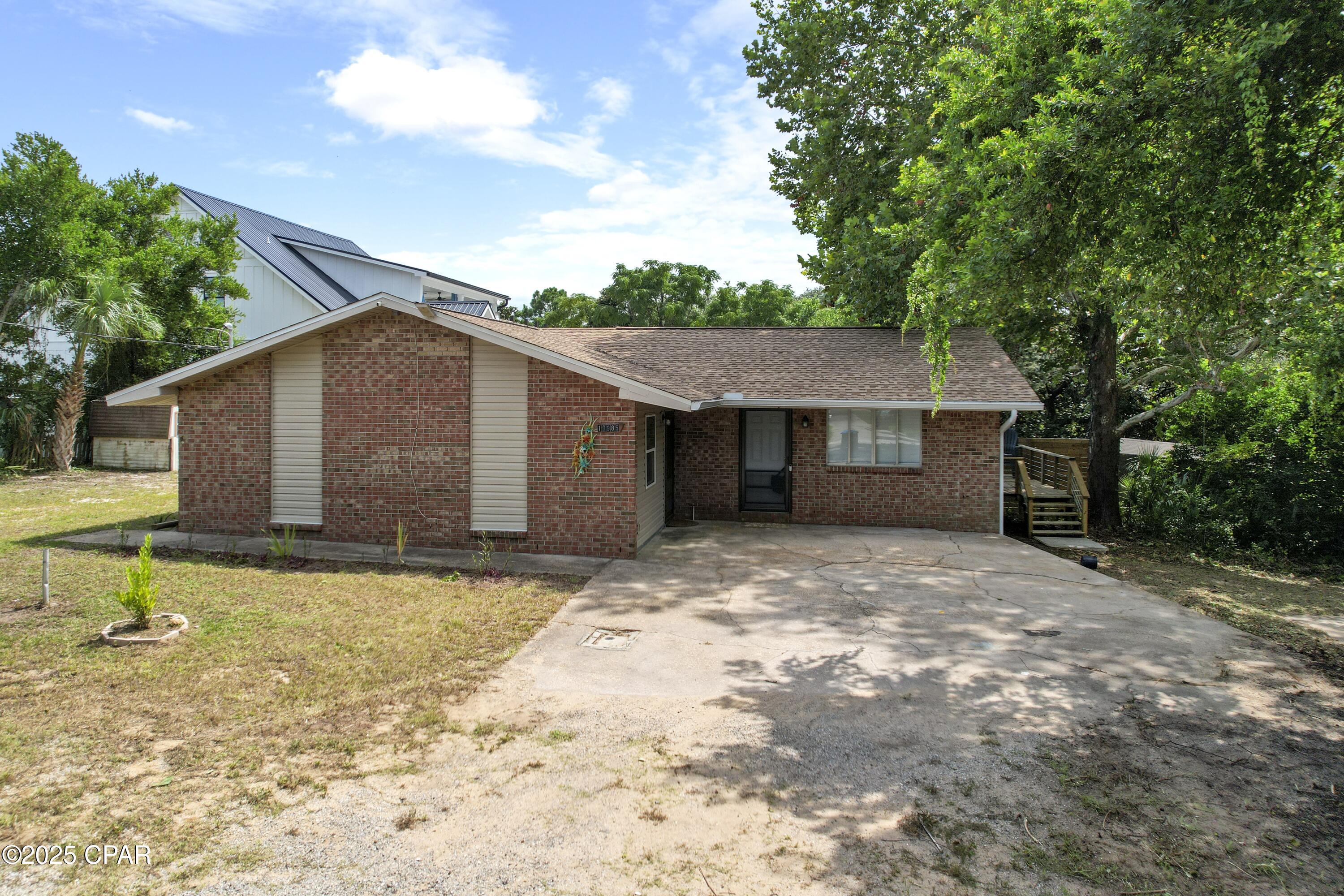 Laguna Beach Estates 8th Add - Residential