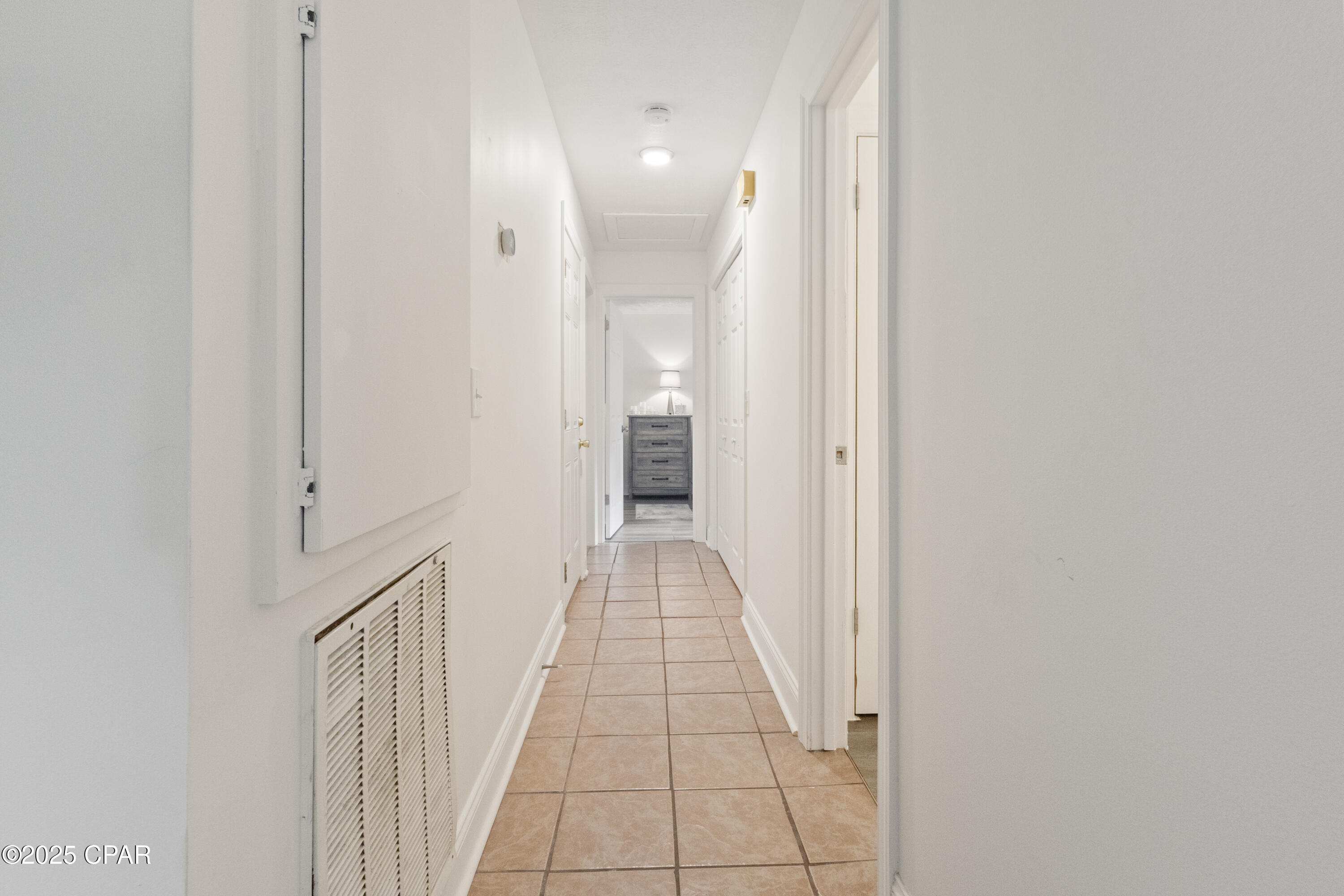 Laguna Beach Estates 8th Add - Residential