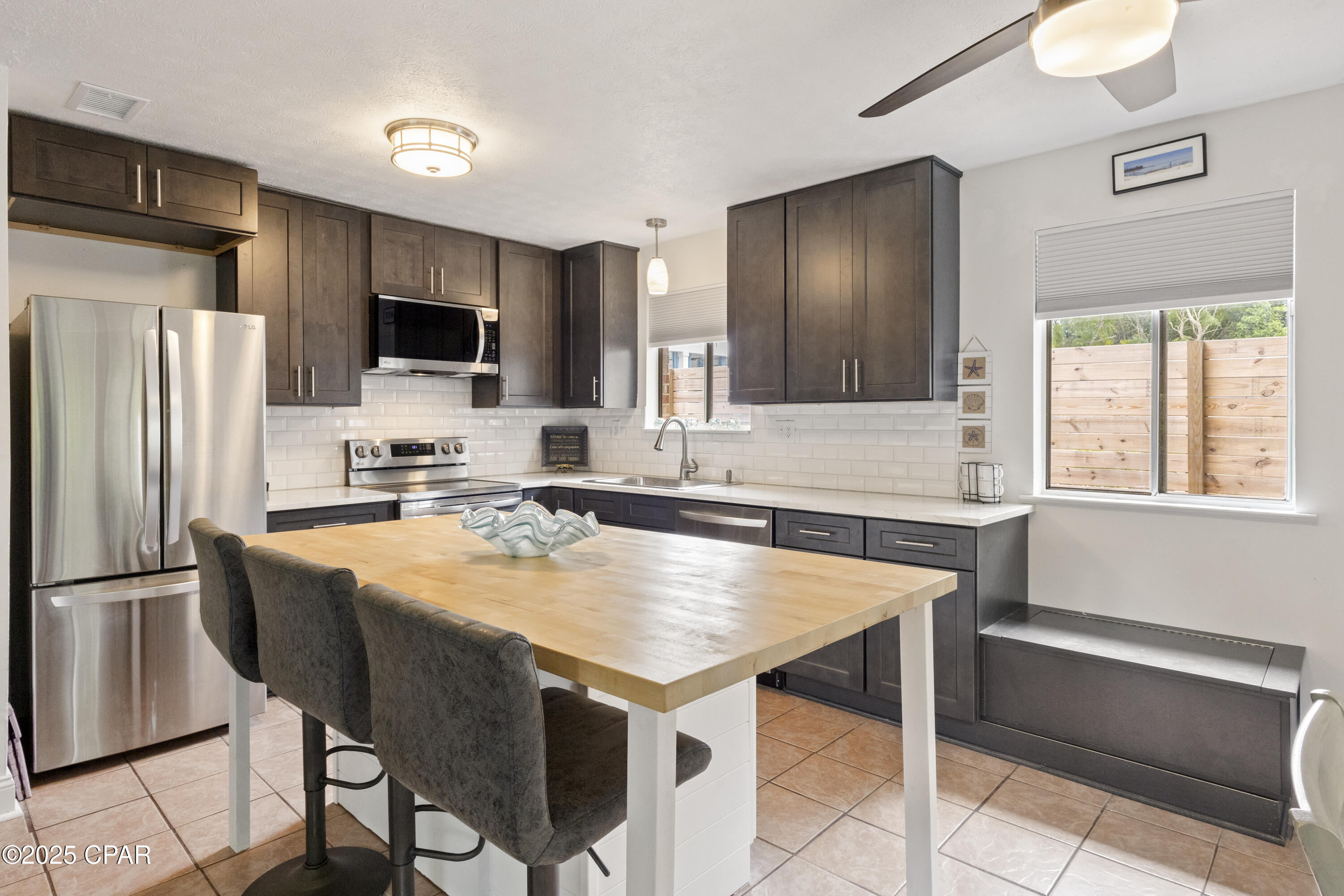 Laguna Beach Estates 8th Add - Residential