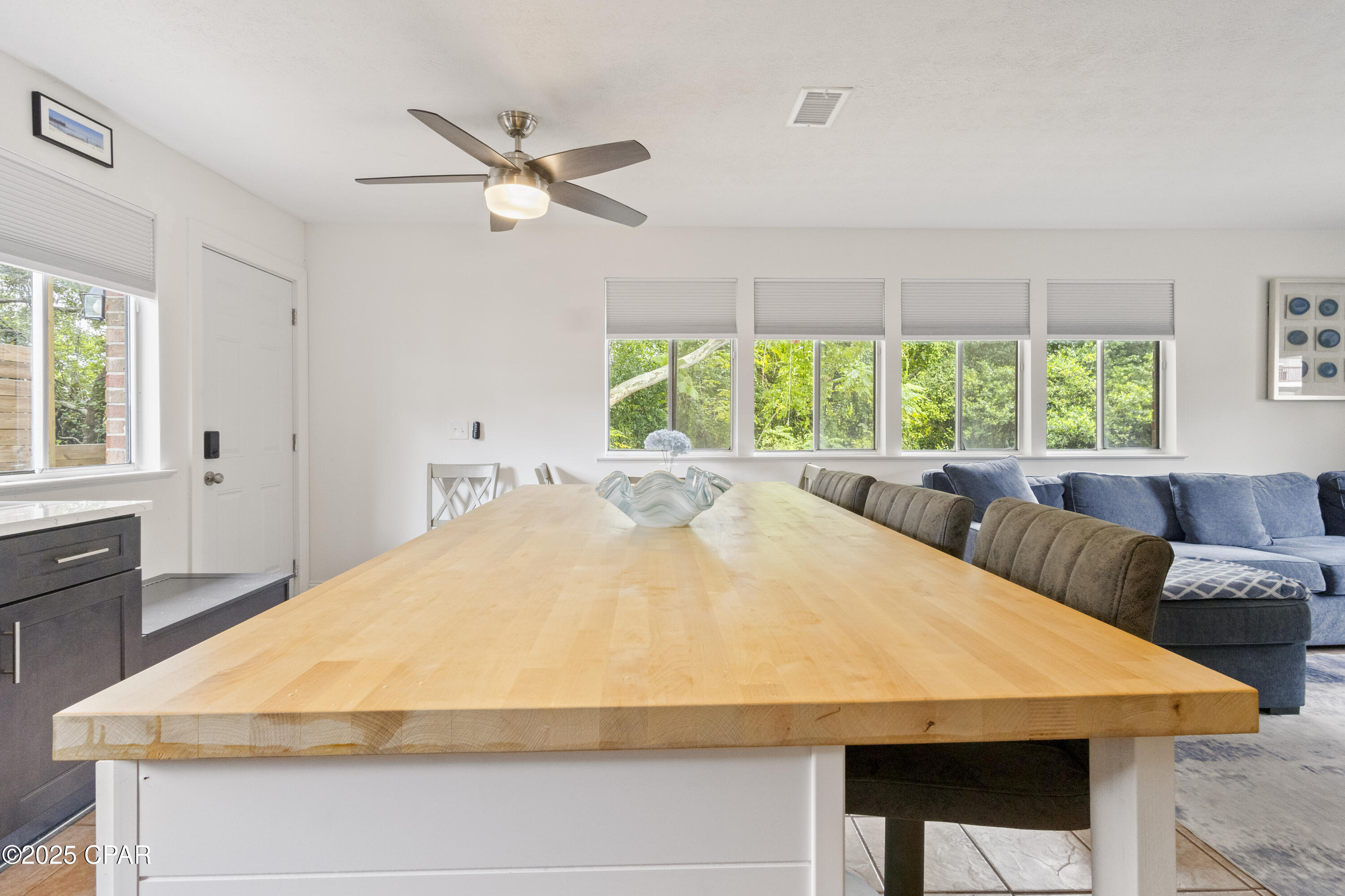 Laguna Beach Estates 8th Add - Residential