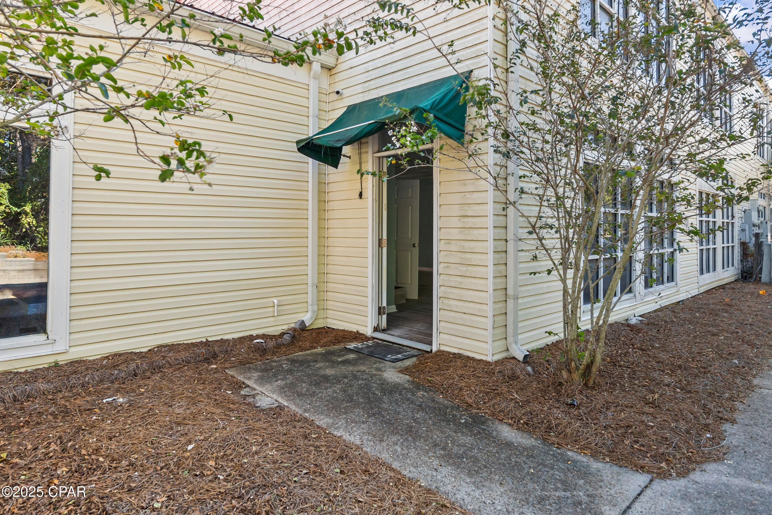 Promenade Shopping Mall - Commercial Sale