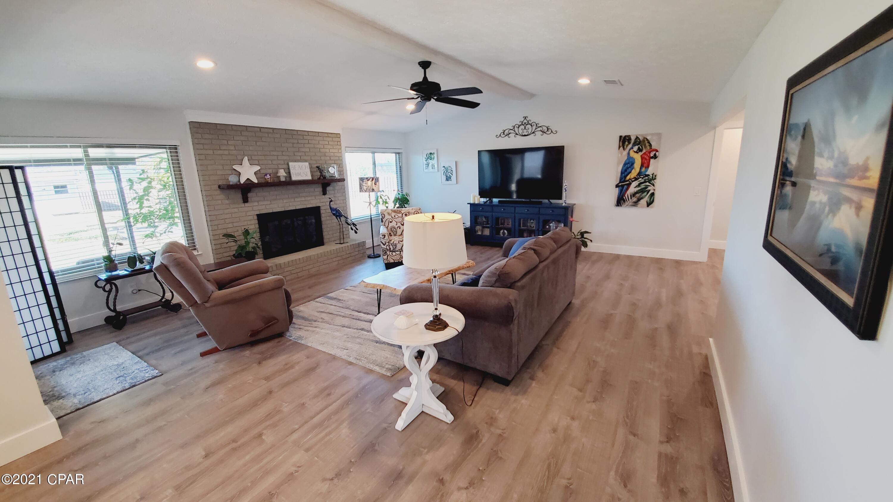 Stanford Place Unit 3 - Residential