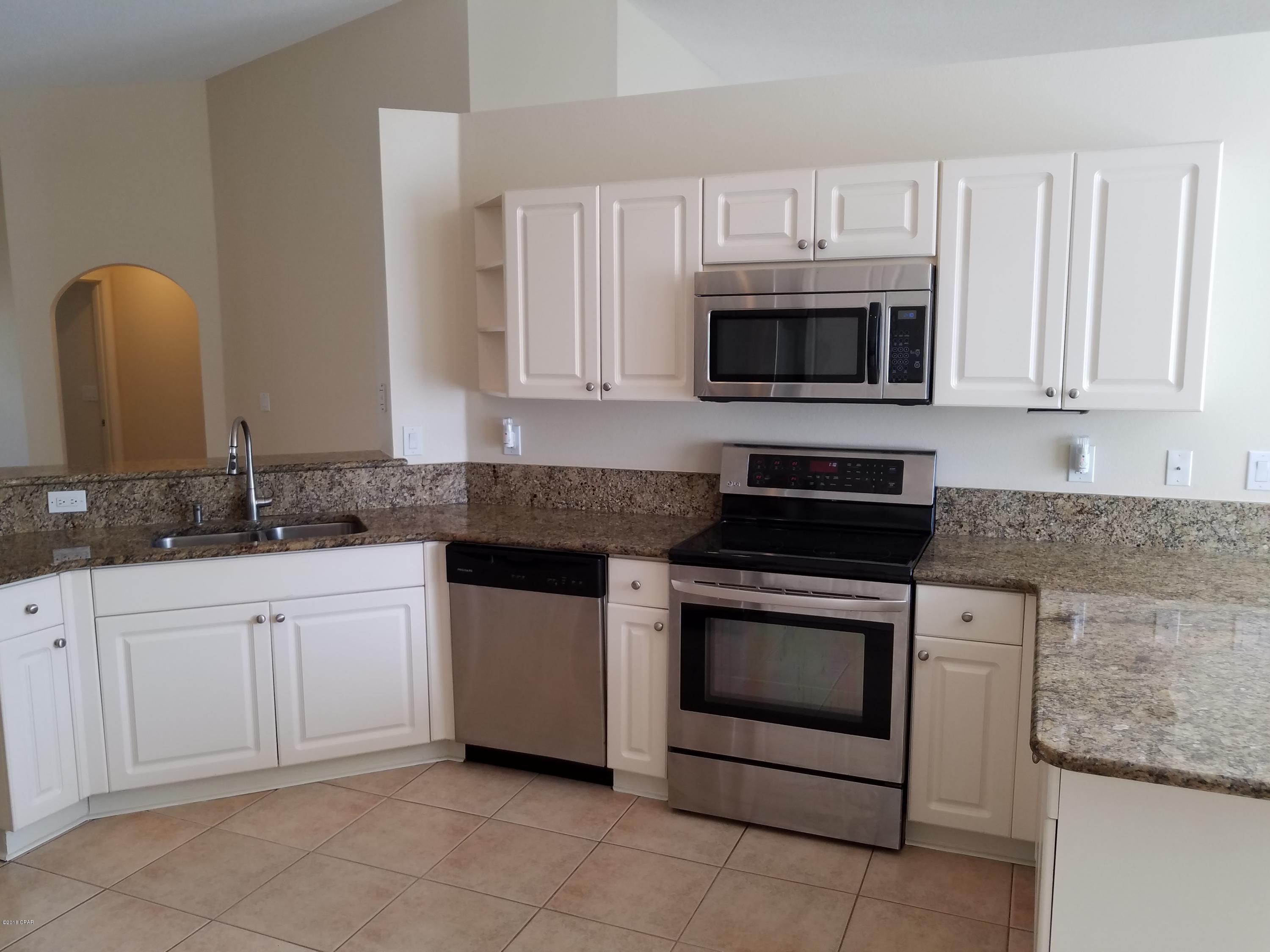 Palmetto Trace Phase 1 - Residential Lease