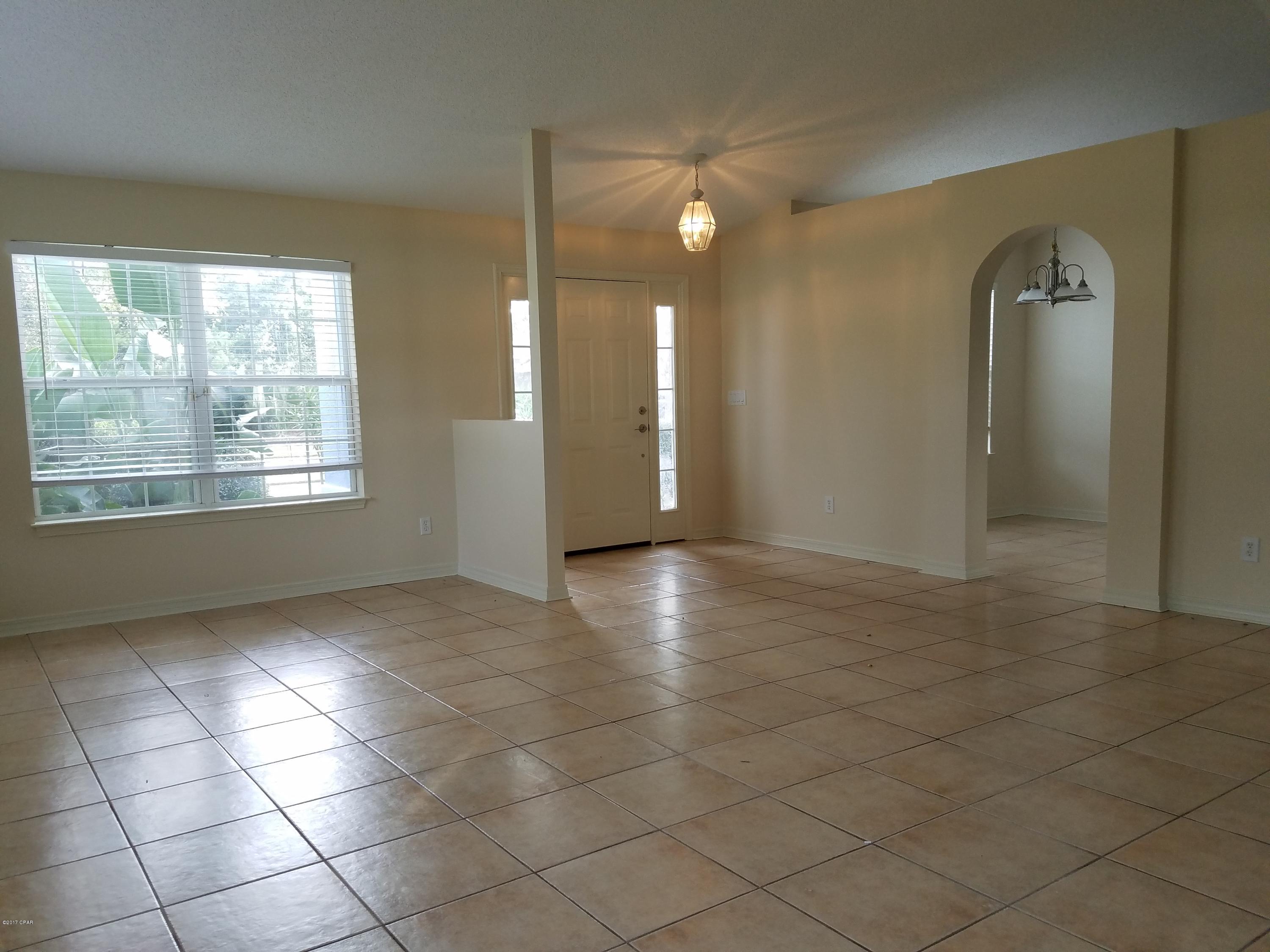 Palmetto Trace Phase 1 - Residential Lease