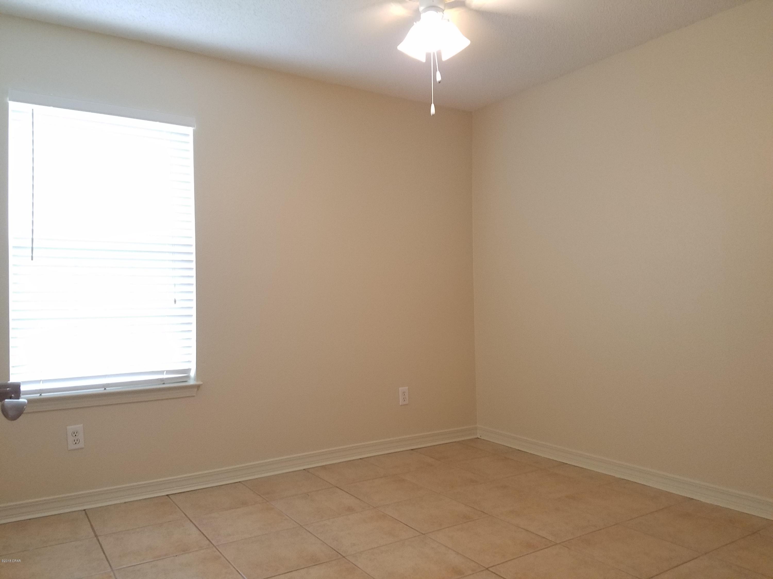 Palmetto Trace Phase 1 - Residential Lease