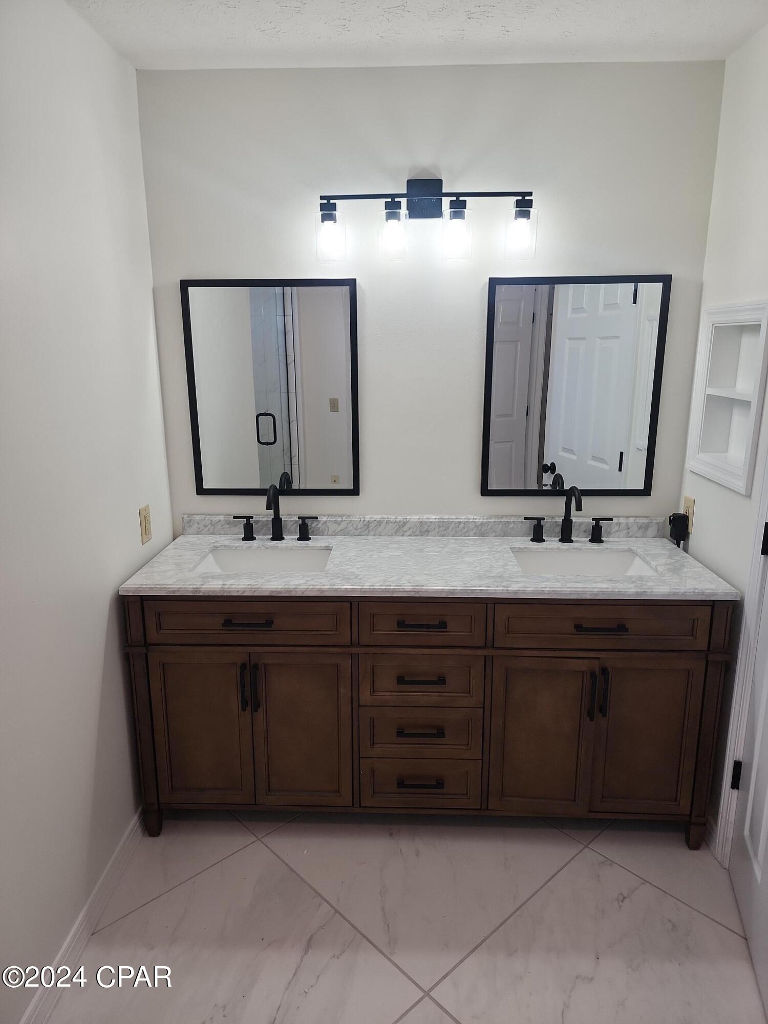 Sunny Hills Unit 19 - Residential