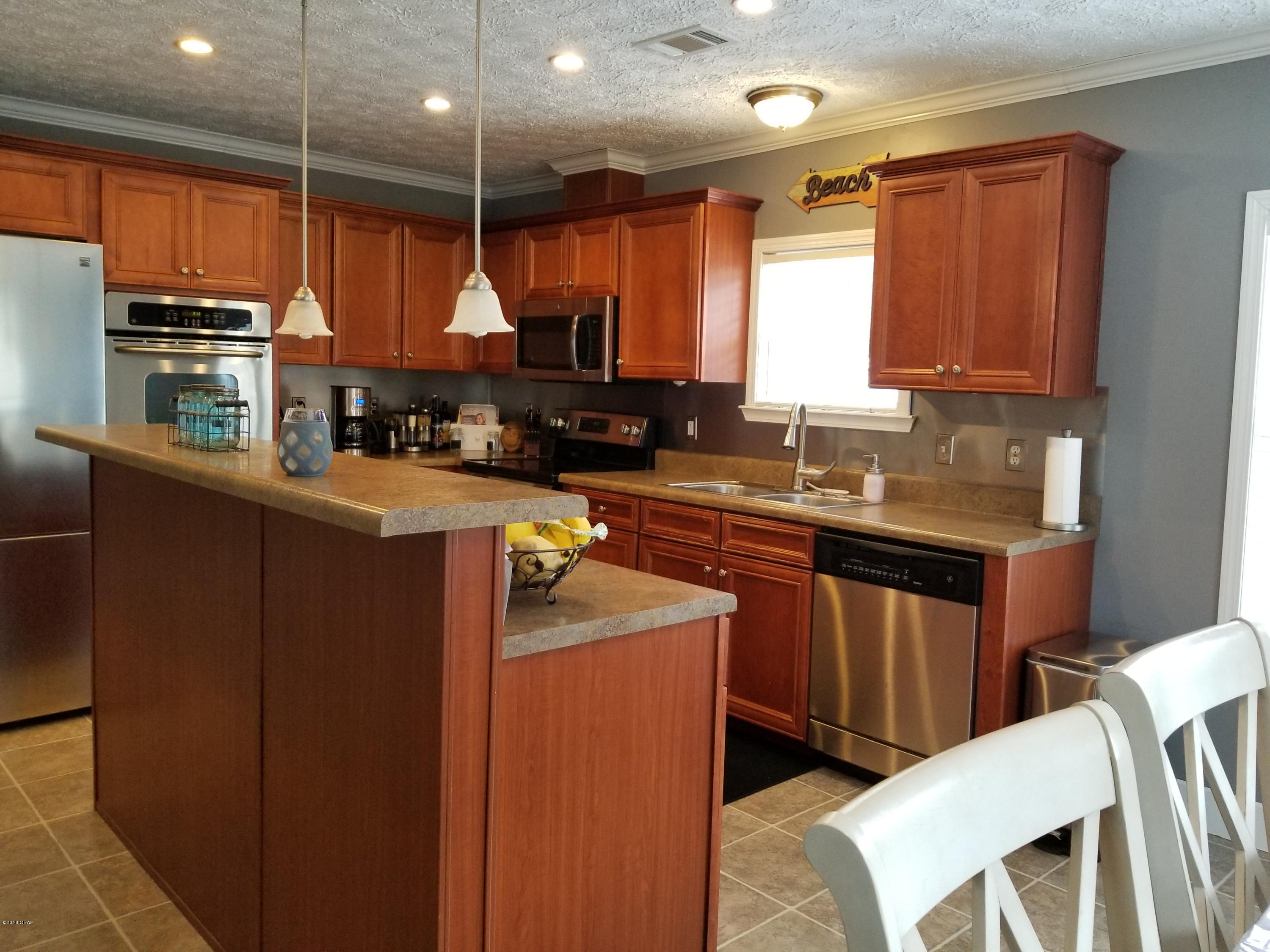 Leisure Lakes - Residential