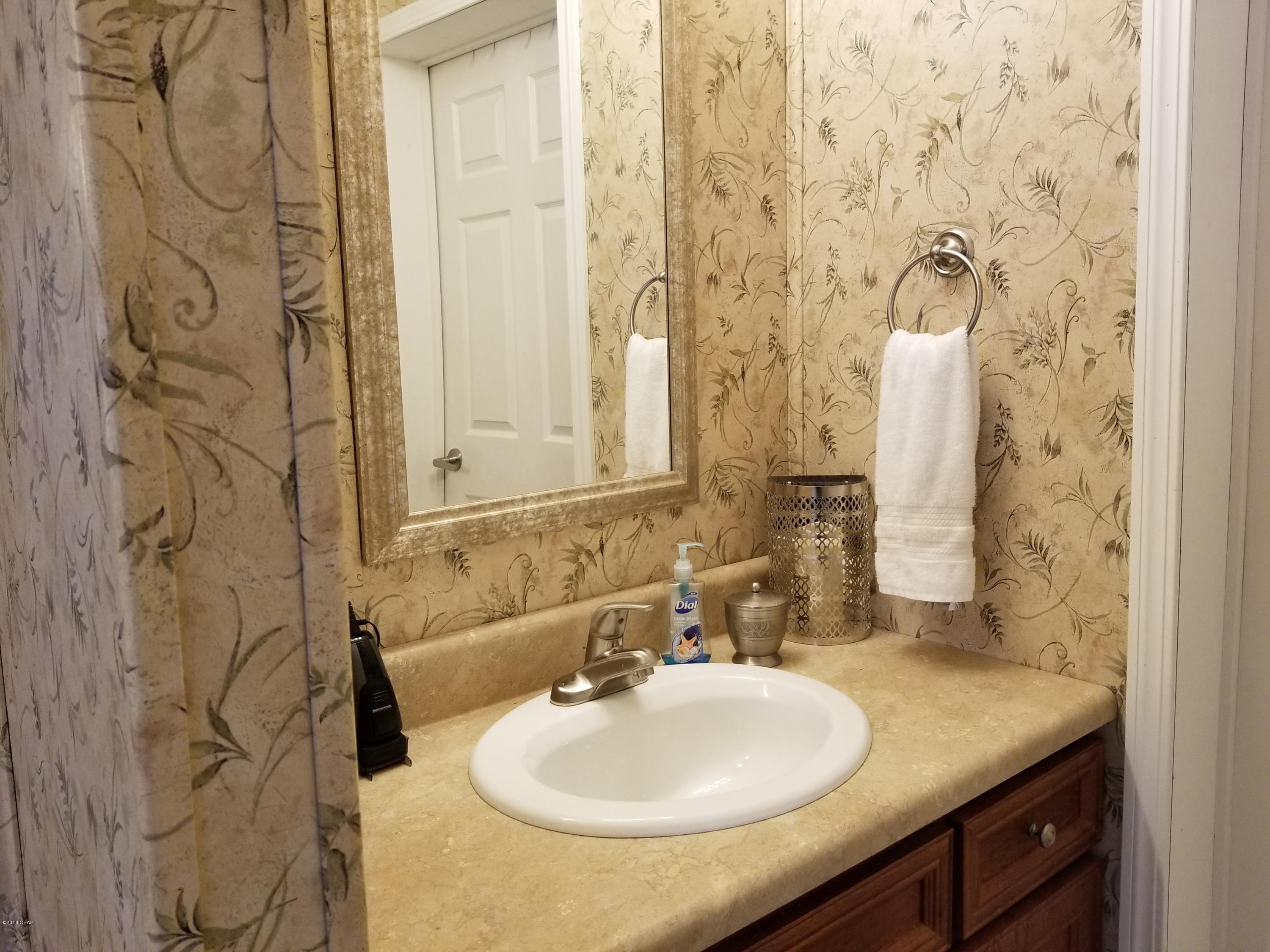 Leisure Lakes - Residential