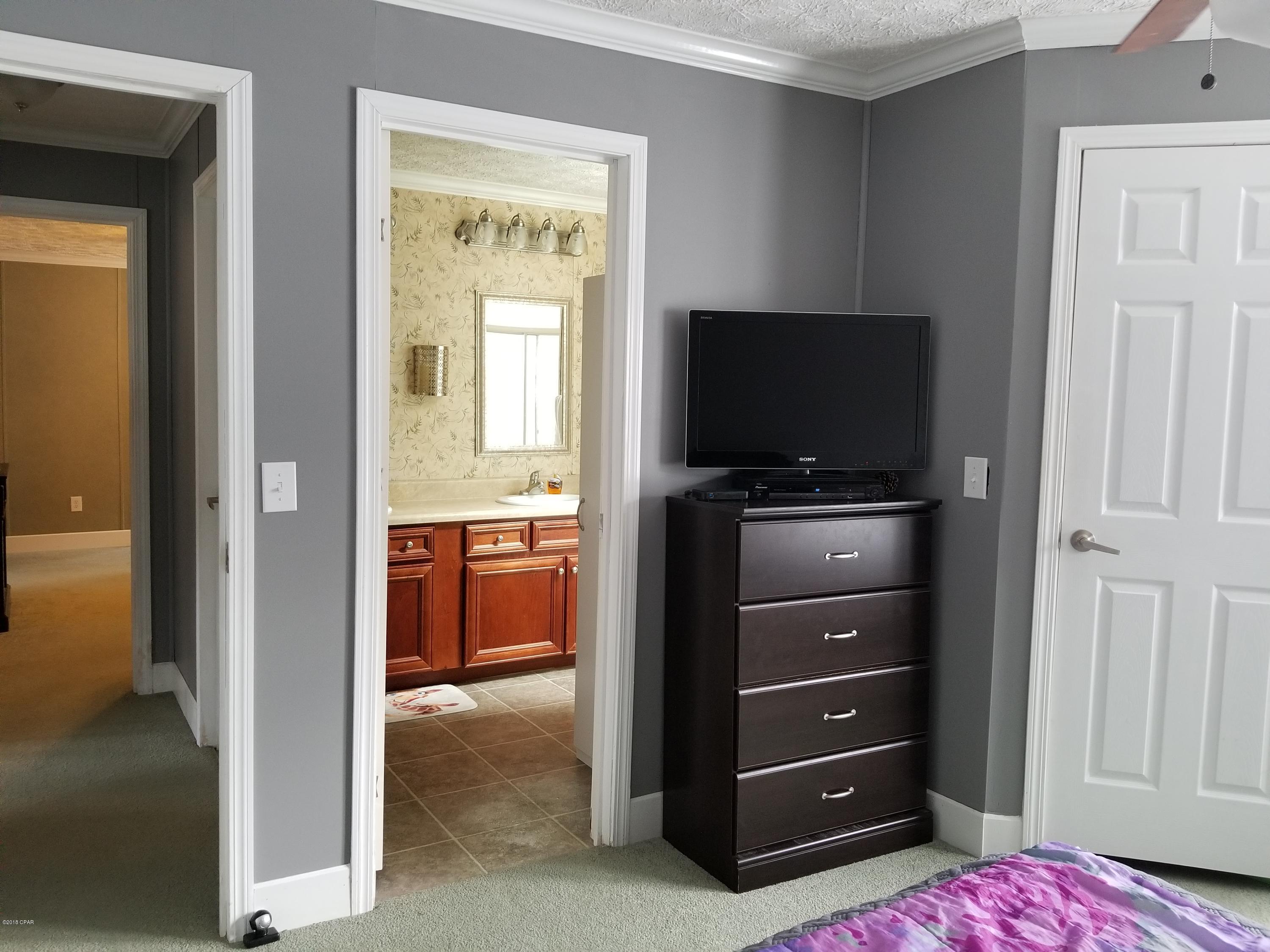 Leisure Lakes - Residential