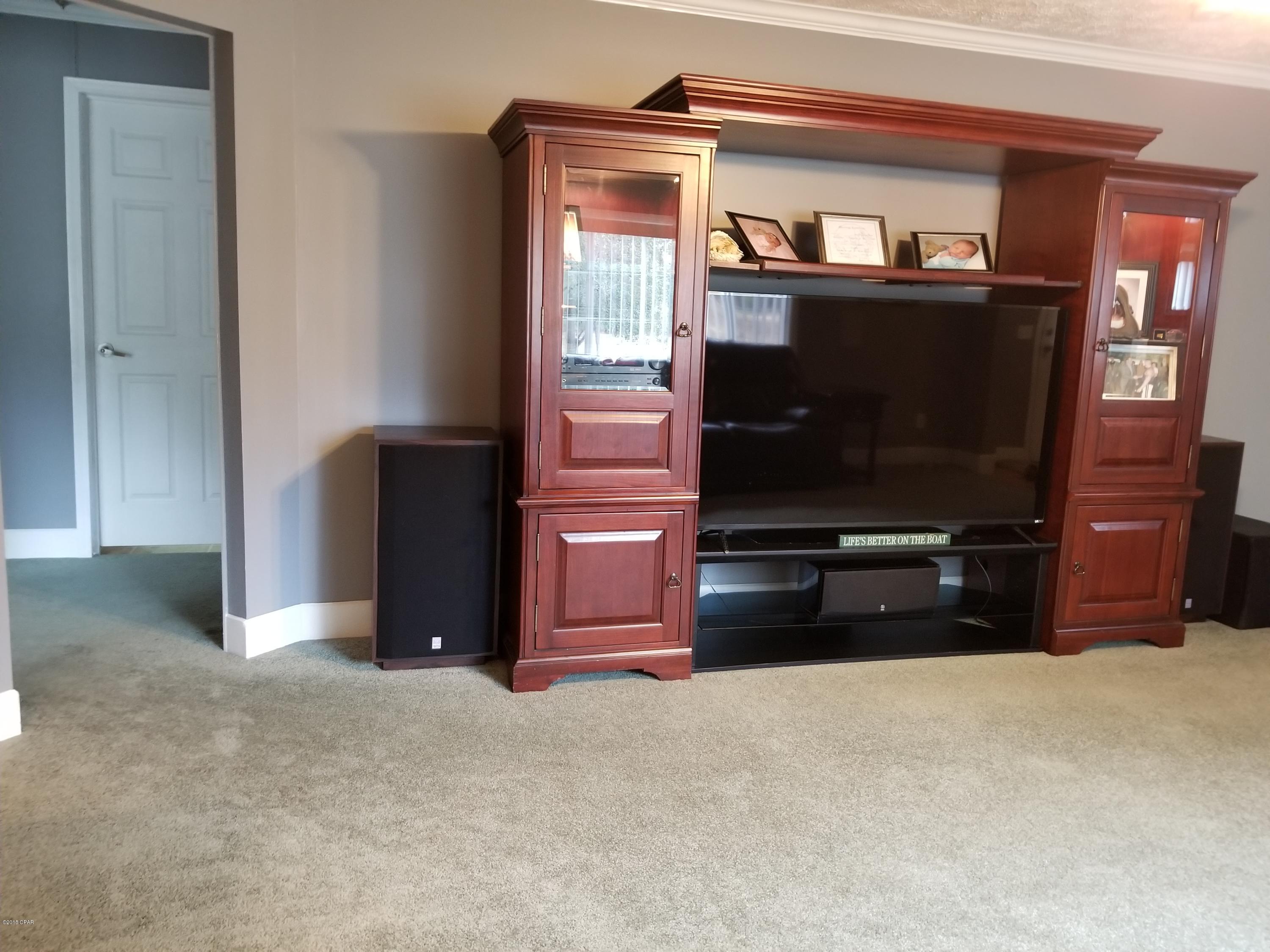 Leisure Lakes - Residential