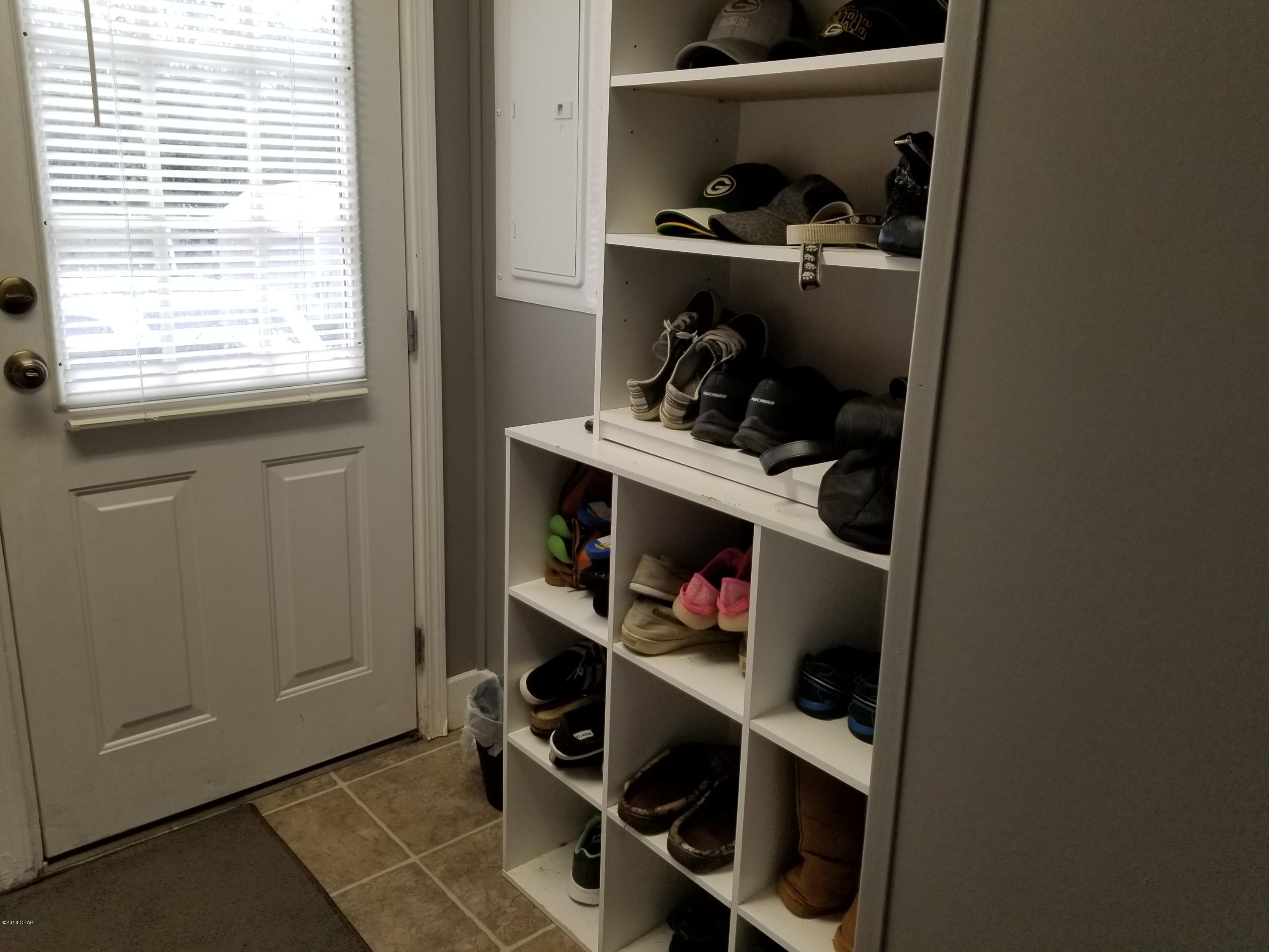 Leisure Lakes - Residential