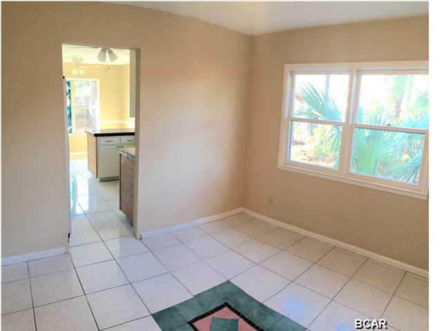 Venetian Villa 1st Add Replat - Residential