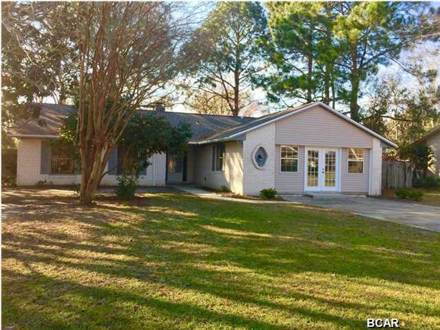 Location, location, location!! This 3 bedroom 2 bath home is nestled in one of the best areas of Panama City and one of the best neighborhoods in Venetian Villas. You get the best of both worlds as this home is quiet and just off a cul-de-sac so there is very low traffic as well you are central to everywhere in Bay County including several ''A'' schools, shops, and entertainment. This beautiful family home has a great floor plan as the master bedroom has a sense of retreat, separated from the other rooms but central enough to be in any other room in the house in a snap. There is a huge 20x20 bonus room which could be used as a fourth bedroom, office, or game room for the kids. The backyard is fully fenced and has lots of shade, perfect for those hot summer days. This home has