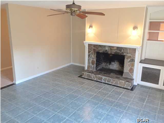 Venetian Villa 1st Add Replat - Residential