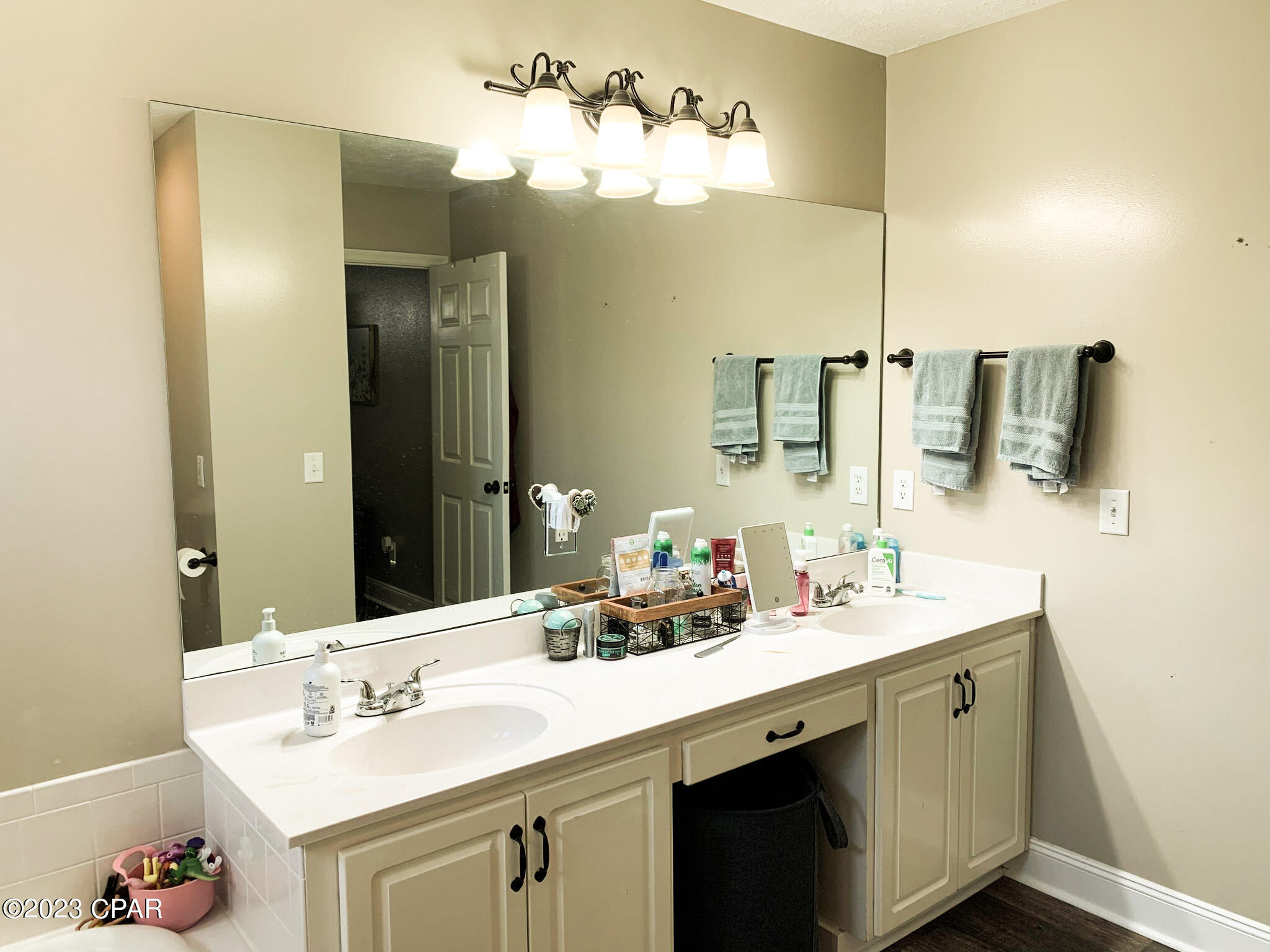 Pelican Point - Residential