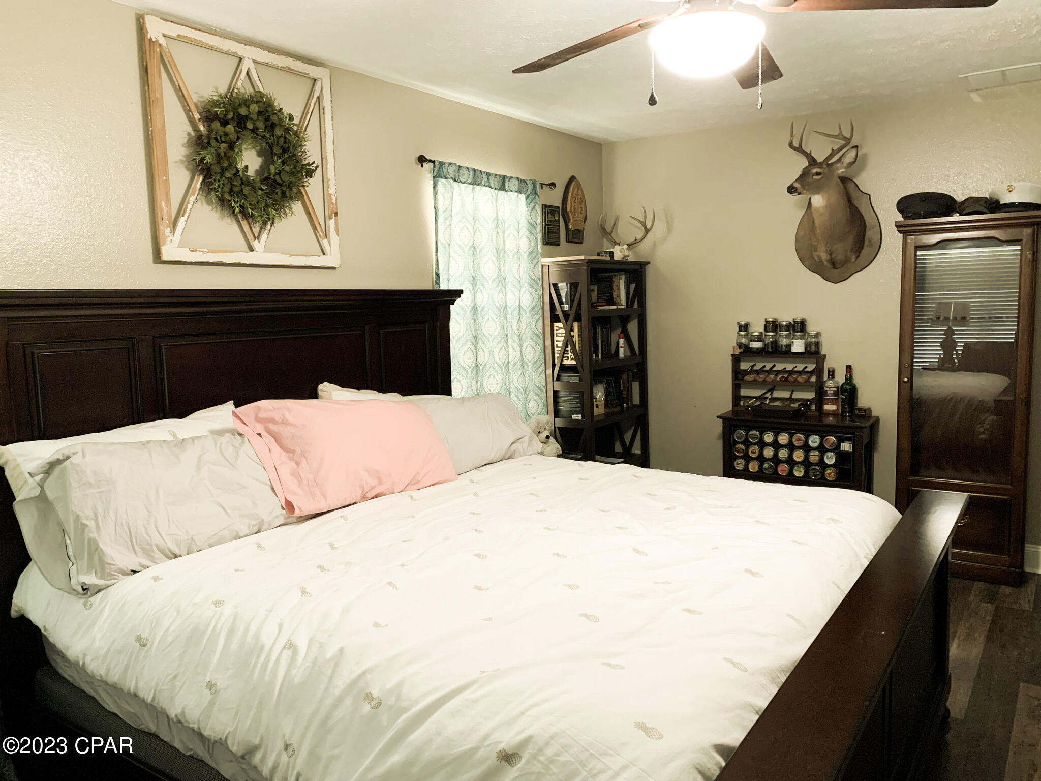 Pelican Point - Residential