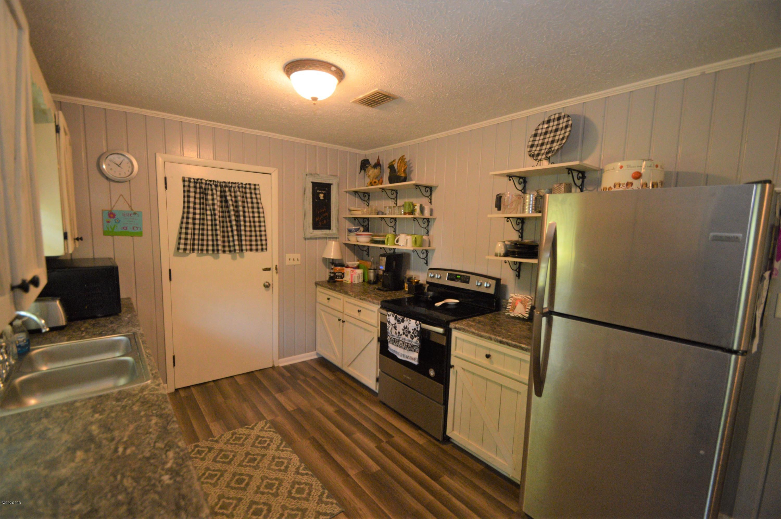 [No Recorded Subdiv] - Residential