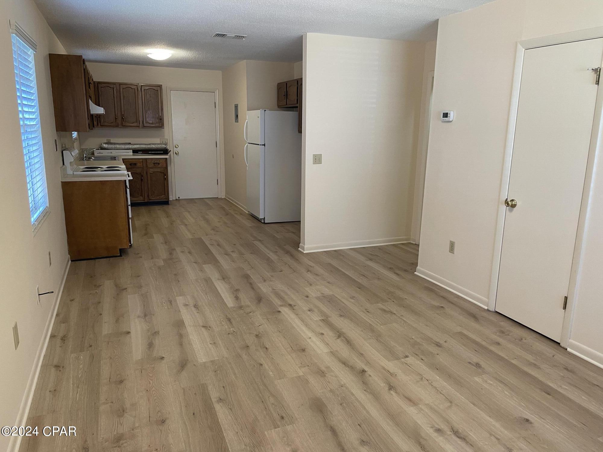 Biltmore Beach - Residential Lease