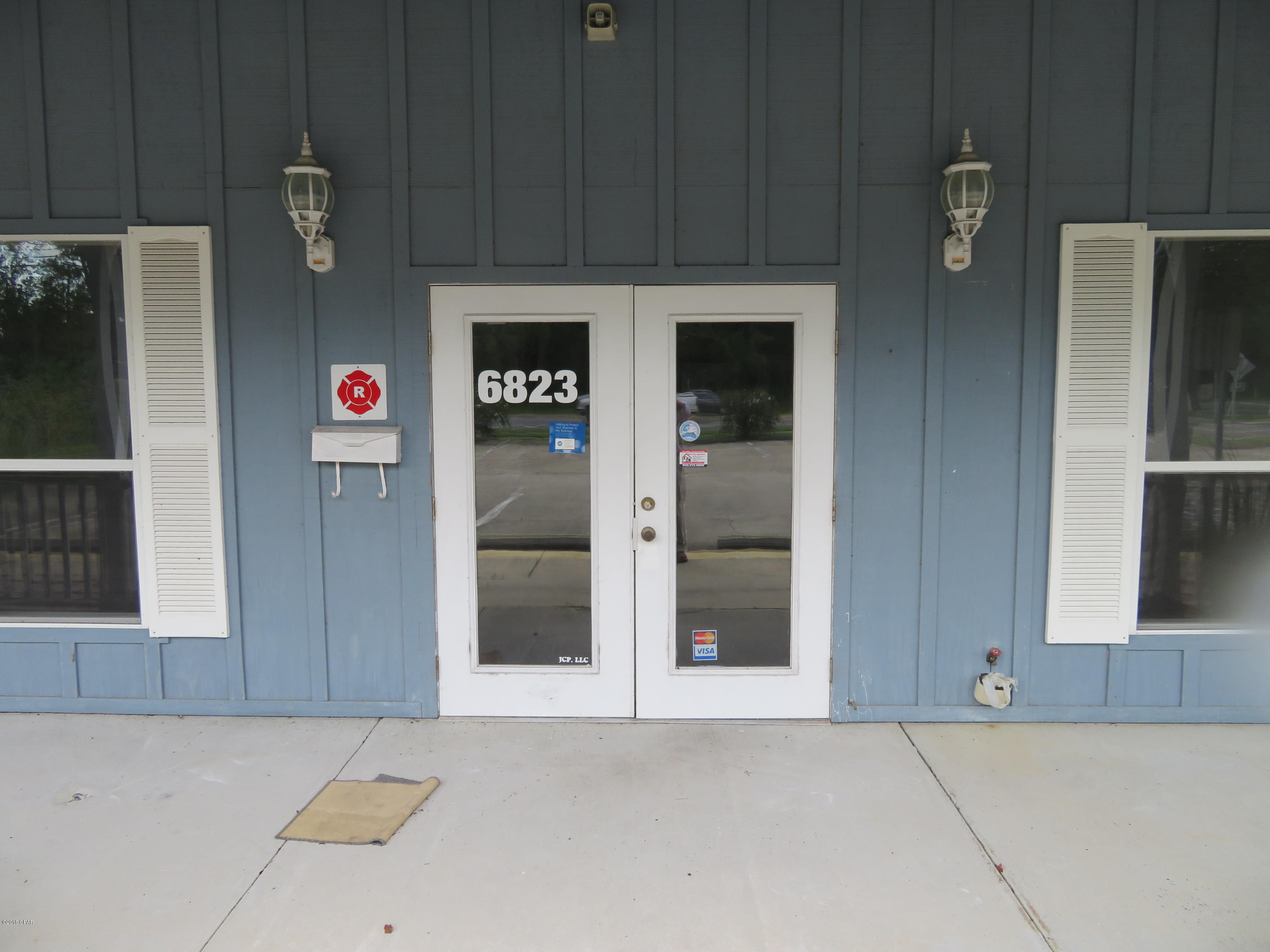 No Named Subdivision - Commercial Lease