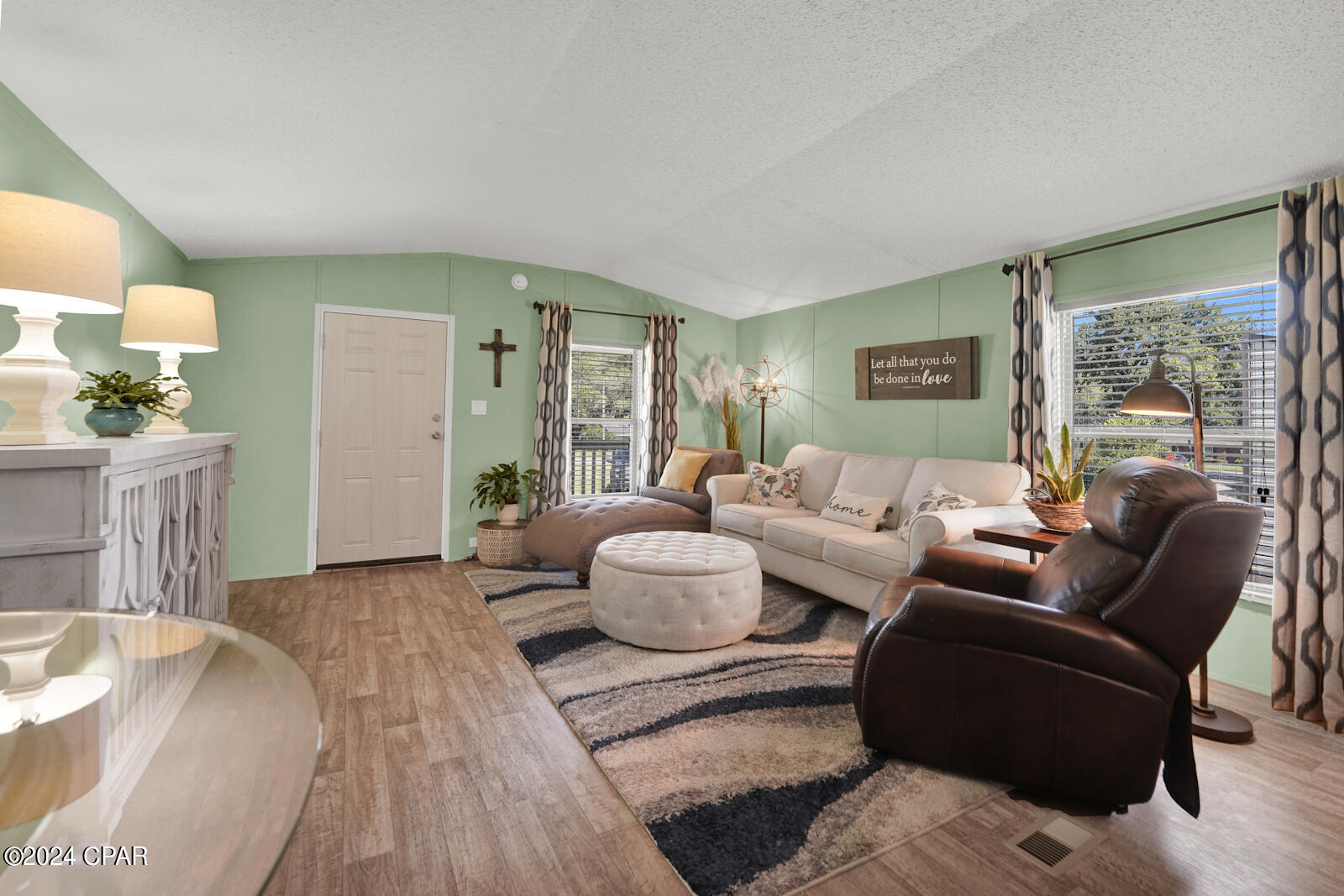 [No Recorded Subdiv] - Residential