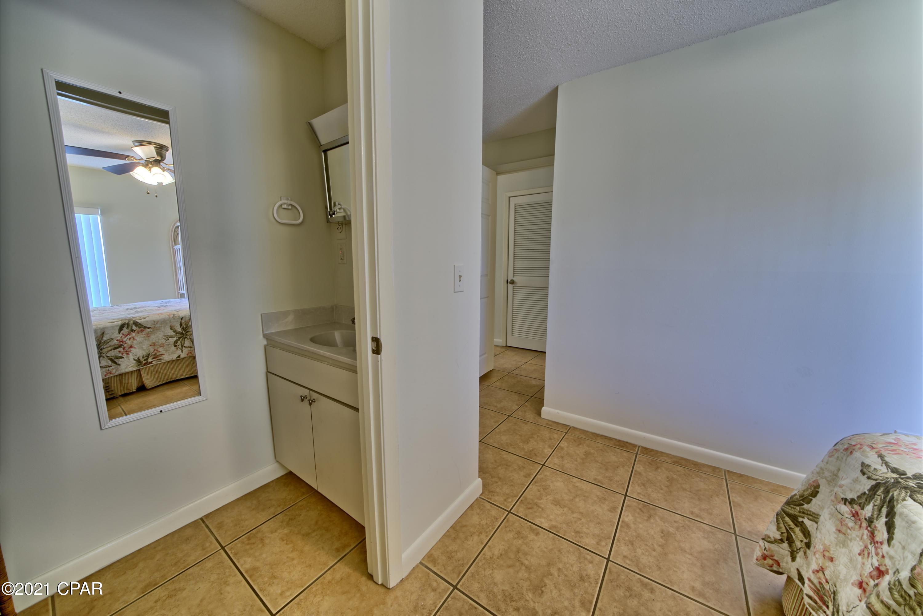 Cresent Bch Unit 1 - Residential