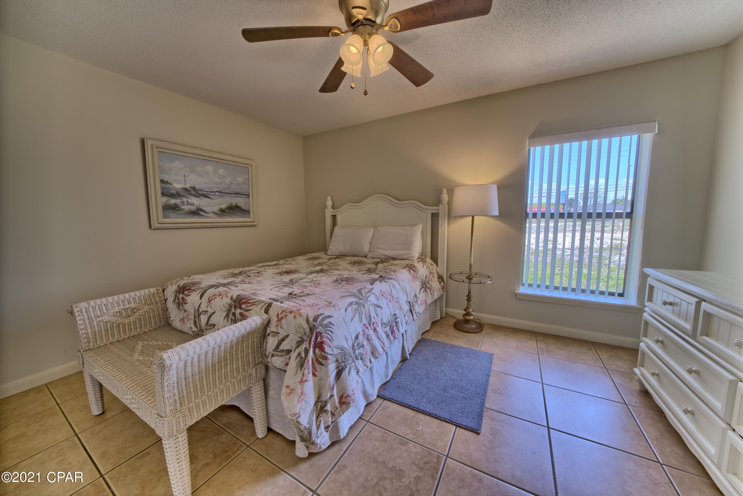 Cresent Bch Unit 1 - Residential