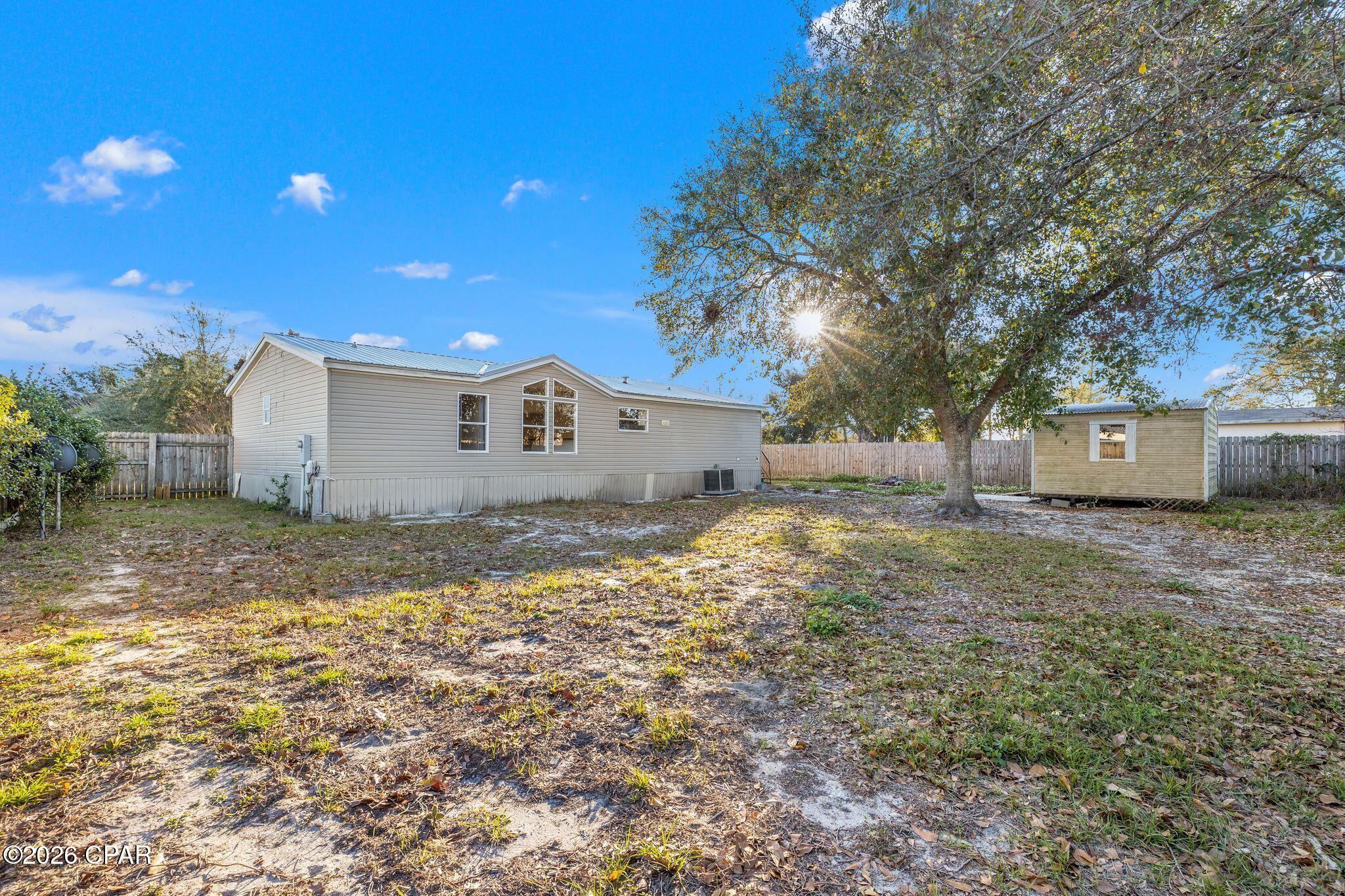 Lagoon Oaks - Residential